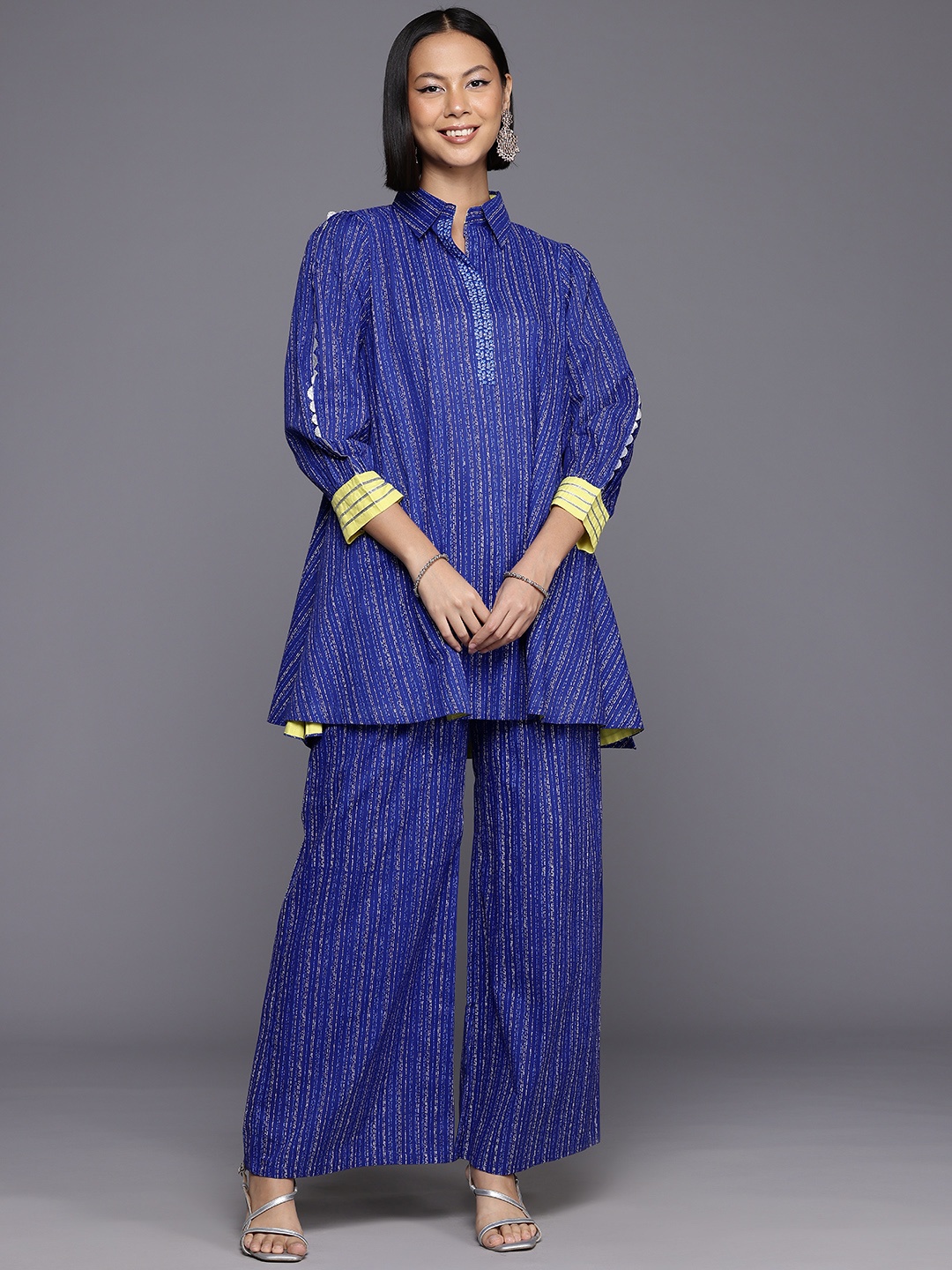 

Ahalyaa Printed Pure Cotton Tunic With Palazzos, Blue