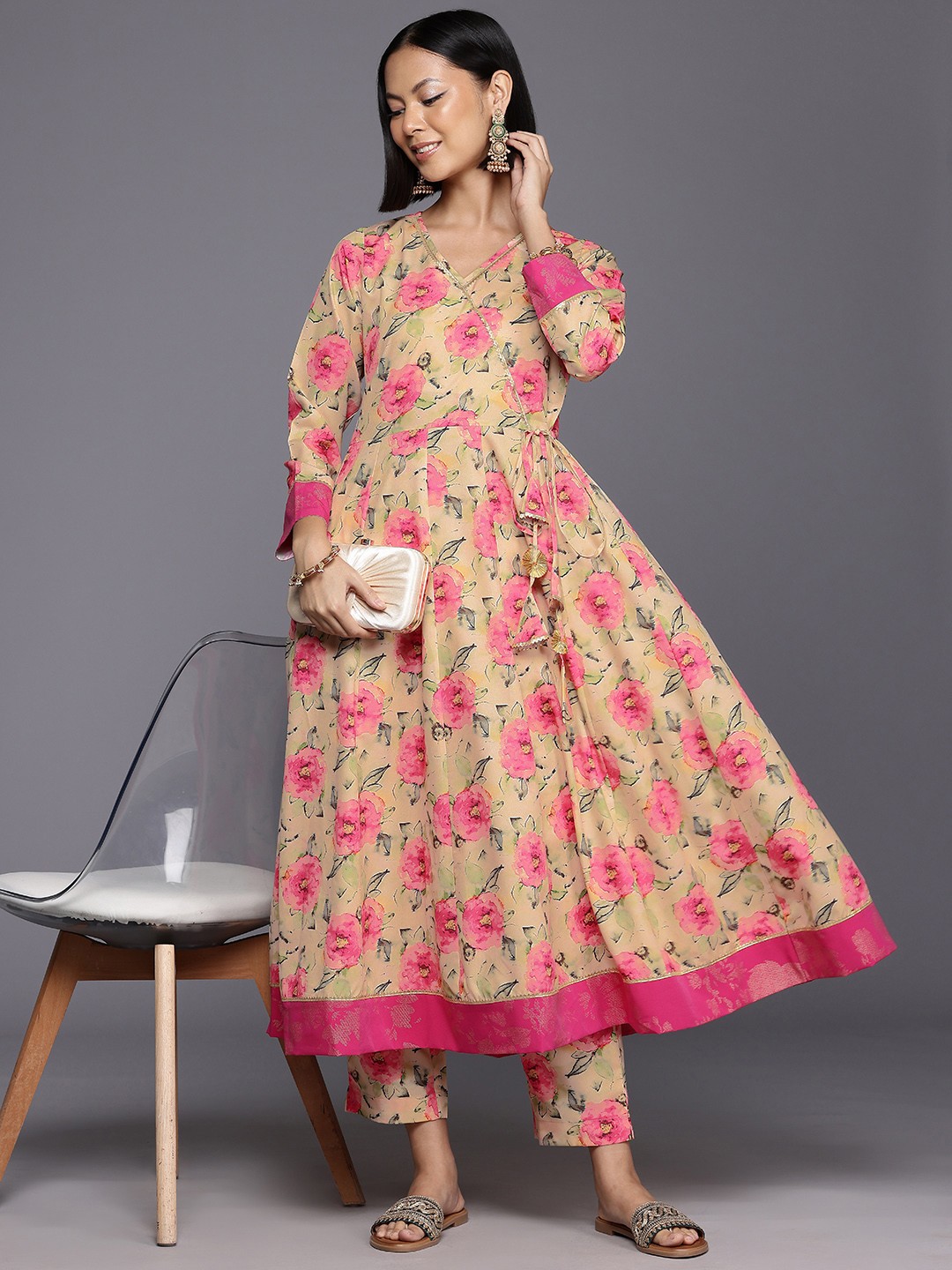 

Ahalyaa Floral Printed Angrakha Gotta Patti Kurta with Trousers, Cream