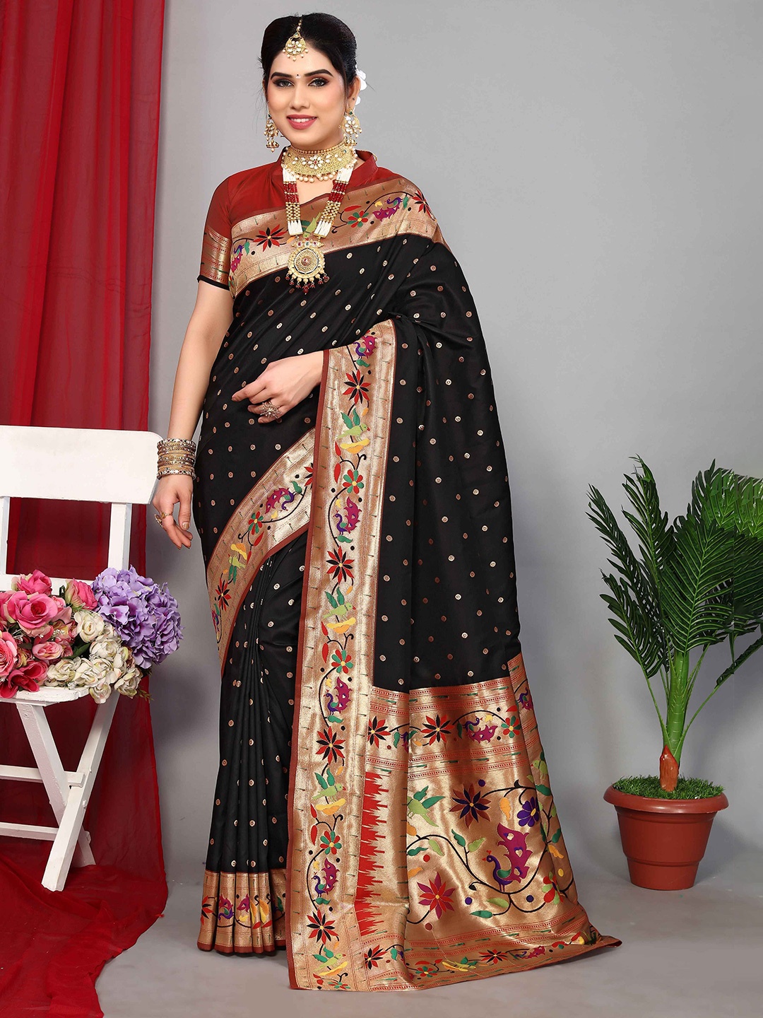 

Rhey Ethnic Motifs Woven Design Zari Pure Silk Paithani Saree, Black