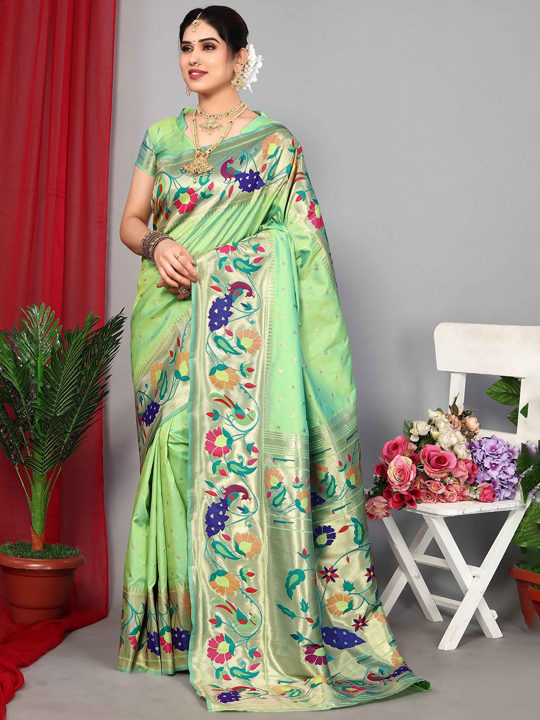 

Rhey Ethnic Motif Zari Woven Pure Silk Paithani Saree, Lime green