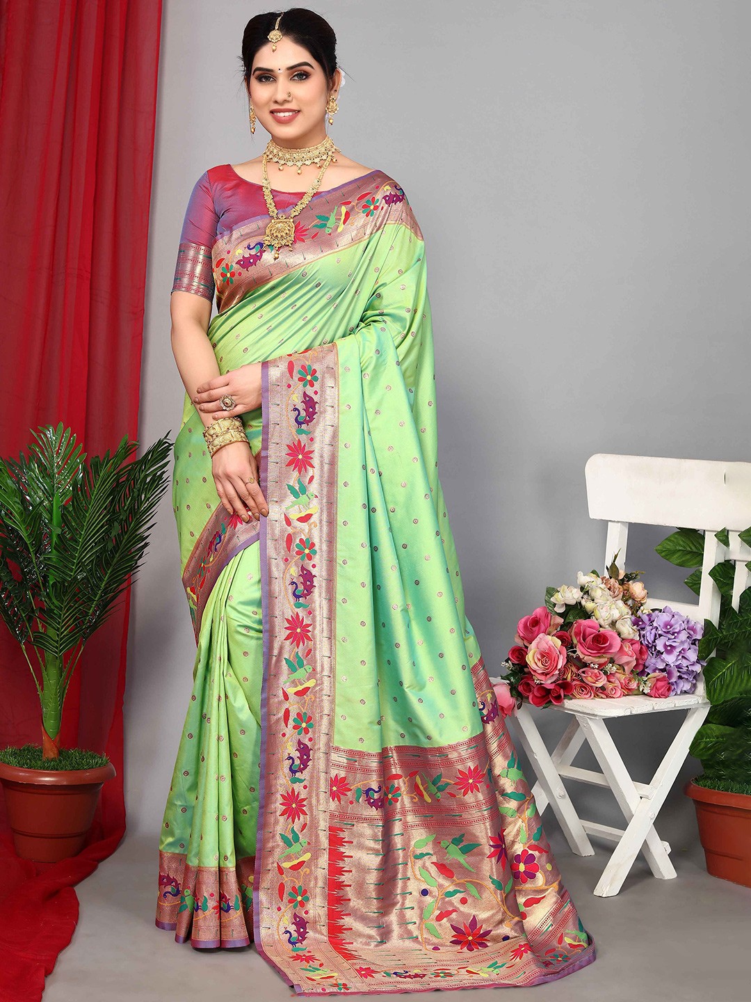 

Rhey Ethnic Motif Zari Woven Pure Silk Paithani Saree, Lime green
