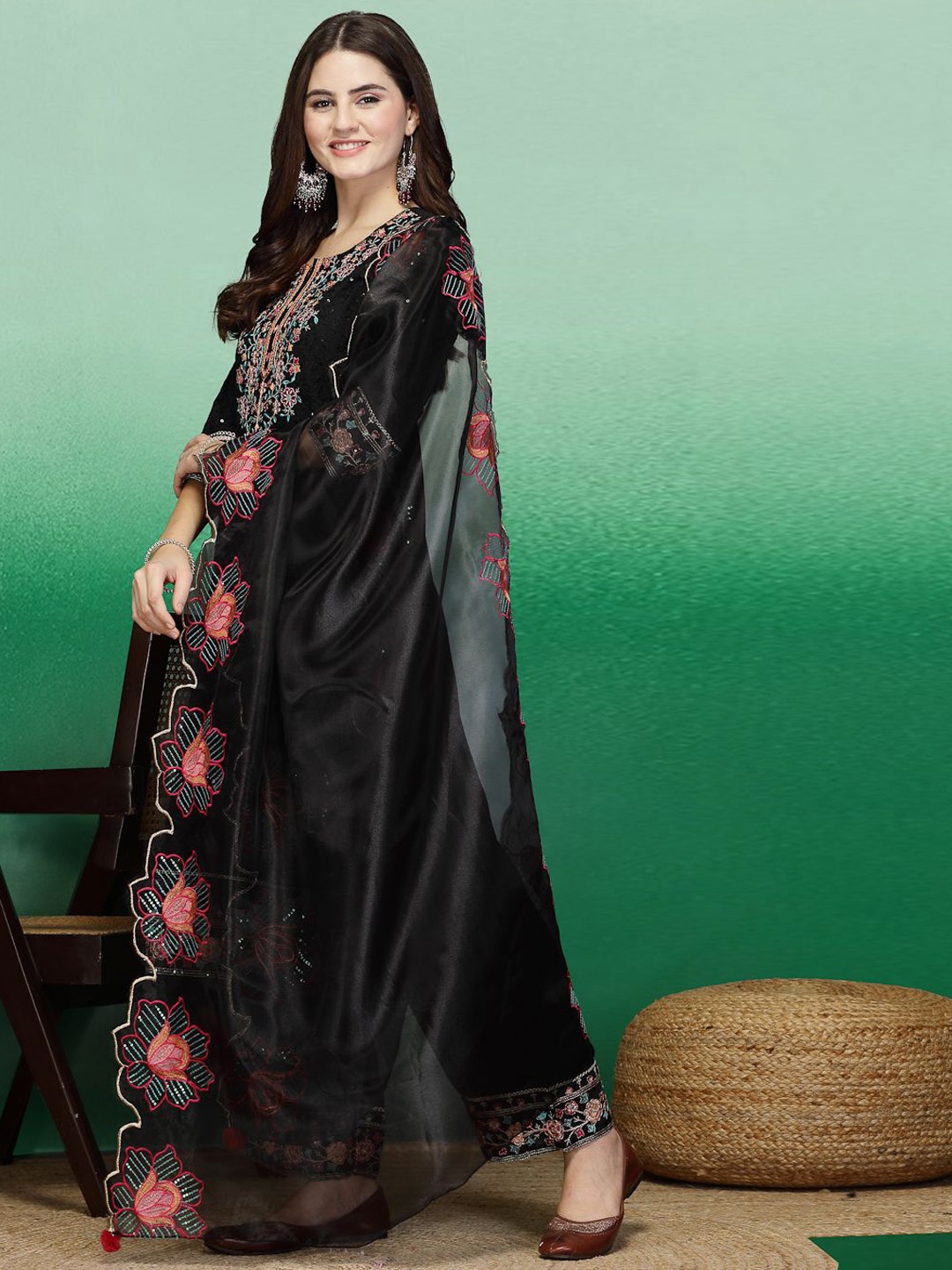 

Ramas Floral Embroidered Regular Sequinned Silk Chiffon Kurta with Palazzos & Dupatta, Black