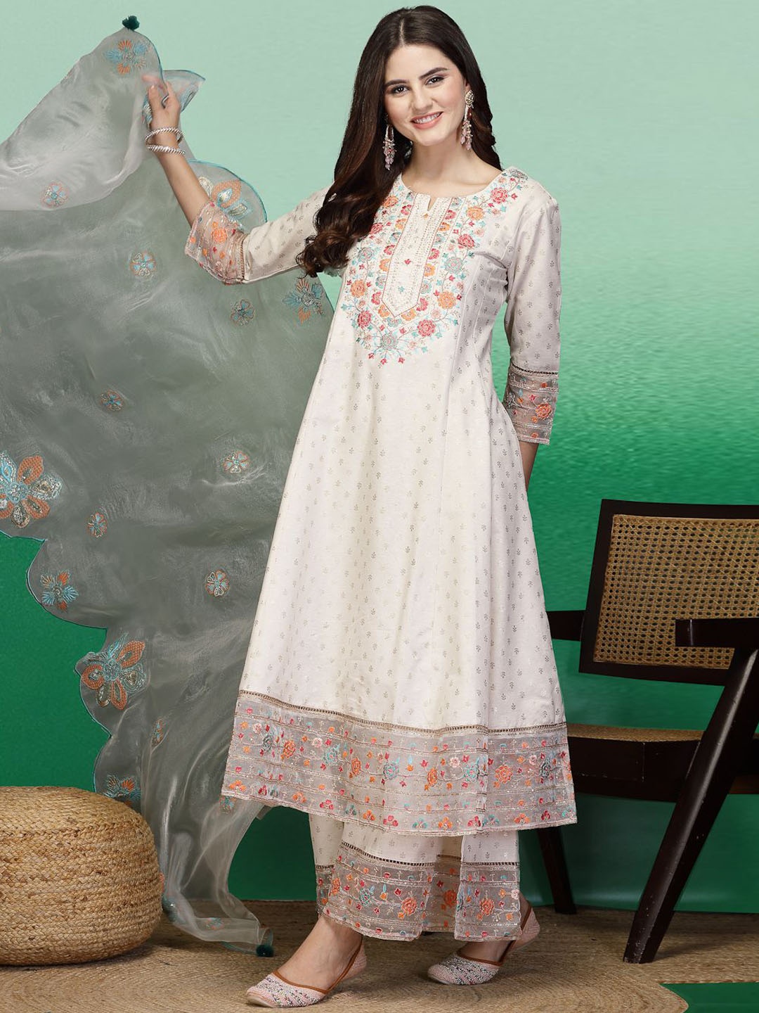 

Ramas Floral Embroidered Regular Sequinned Pure Cotton Kurta with Sharara & Dupatta, Off white