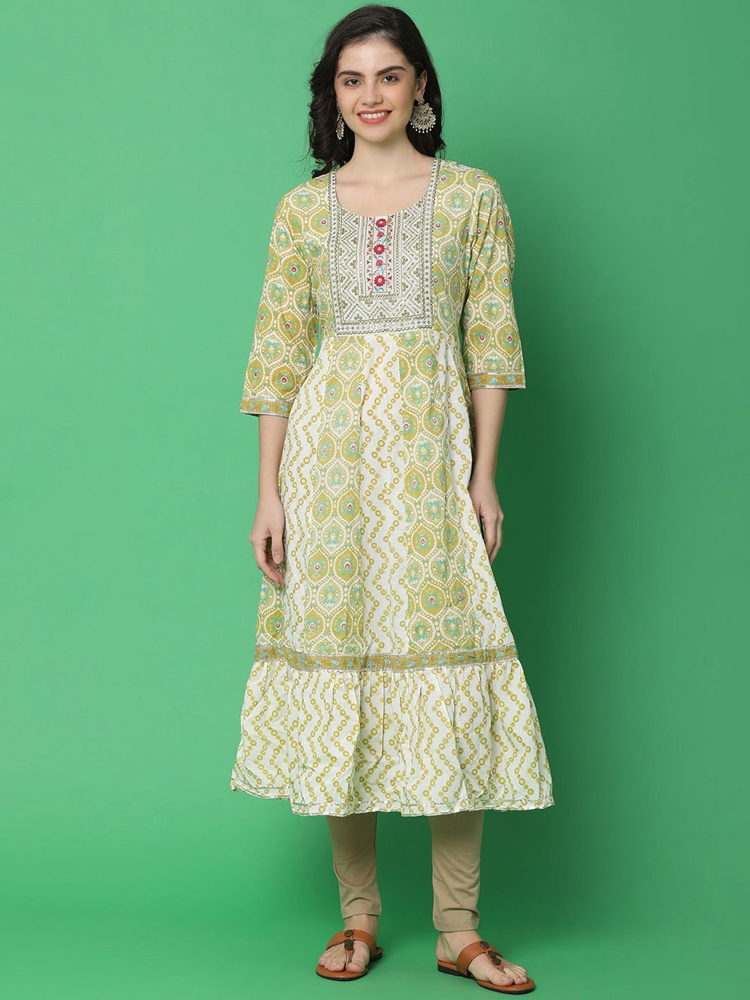 

UNLIMITED Ethnic Motifs Printed Thread Work Cotton Panelled Anarkali Kurta, Green