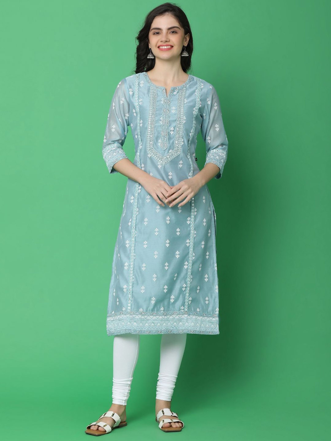 

UNLIMITED Floral Embroidered Notch Neck Thread Work Straight Kurta, Blue