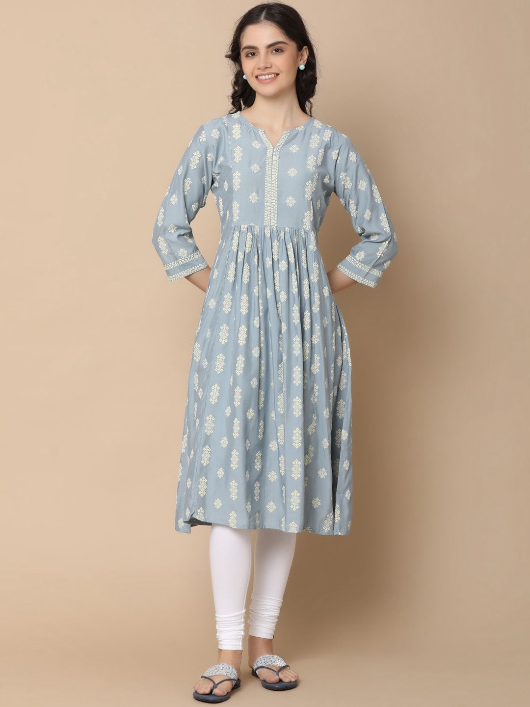 

UNLIMITED Geometric Printed Notch Neck Pleated A-Line Kurta, Grey