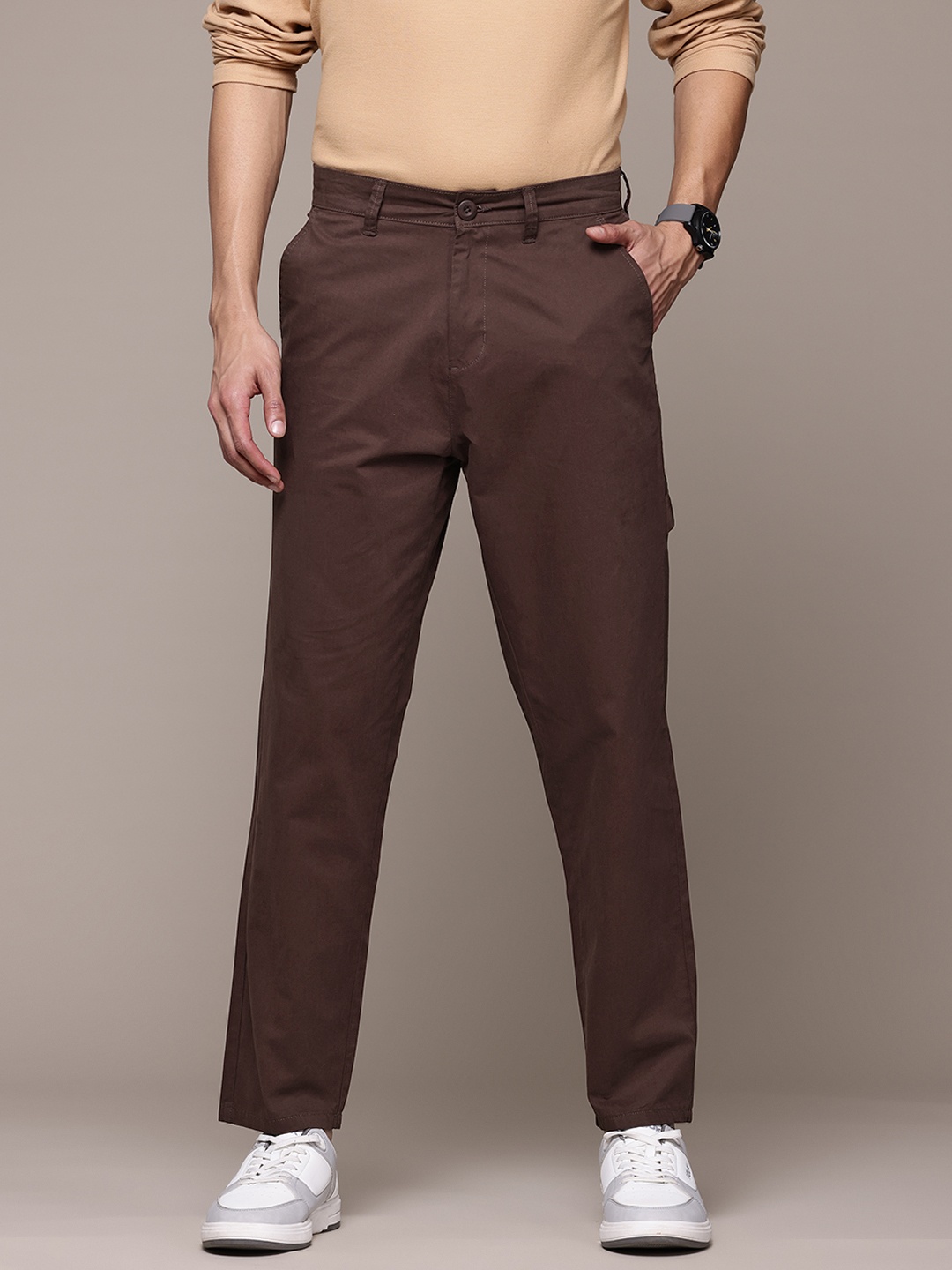 

The Roadster Lifestyle Co. Men Mid-Rise Relaxed Fit Pure Cotton Carpenter Trousers, Brown