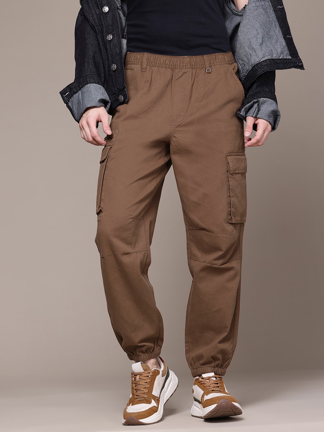 

The Roadster Lifestyle Co. Men Loose Fit Pure Cotton Jogger-Style Trousers with Zip Detail, Brown
