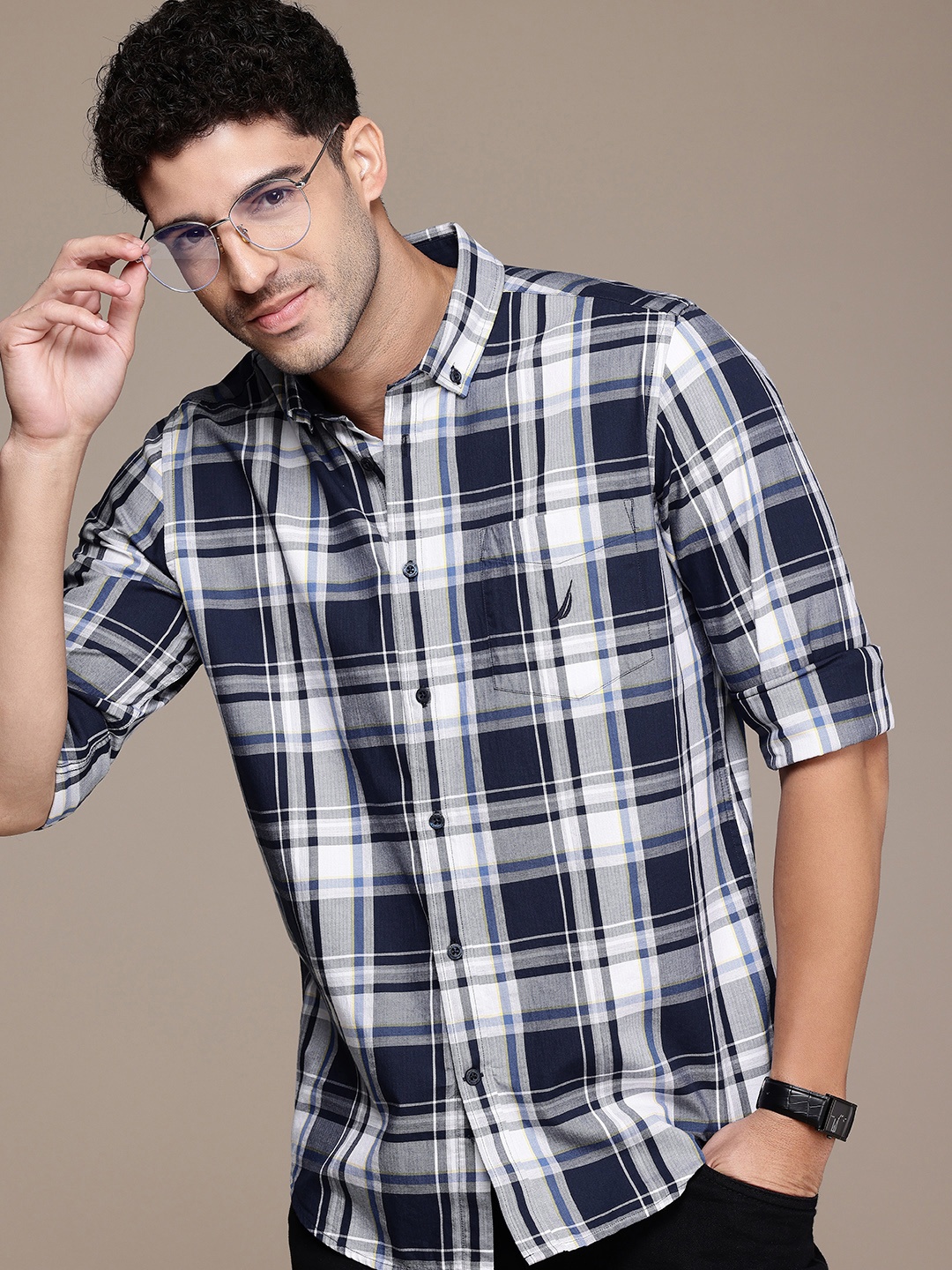 

Nautica Pure Cotton Checked Button-Down Collar Classic Fit Casual Shirt, Navy blue