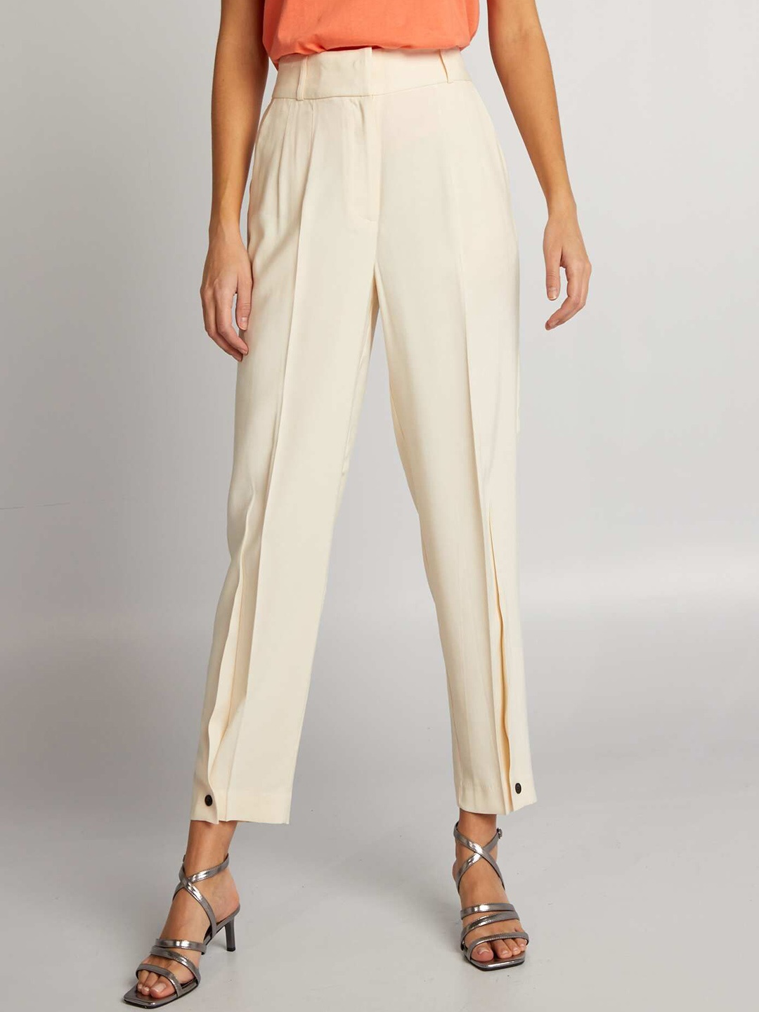 

KIABI Women High-Rise Pleated Cigarette Trousers, Beige