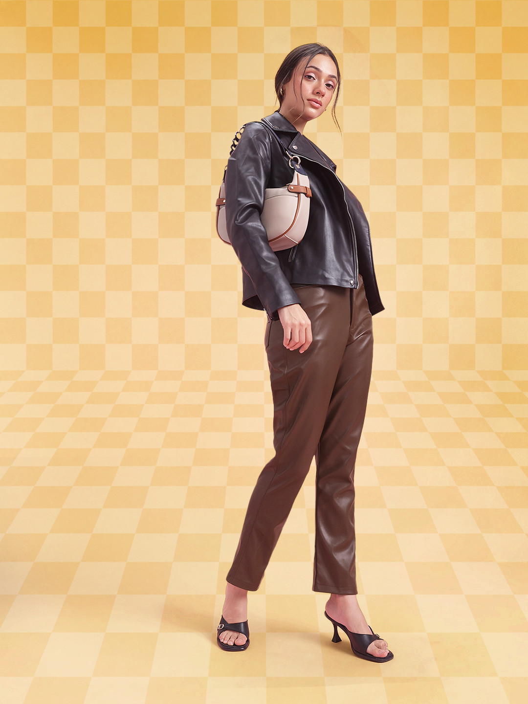 

DressBerry Glam Women Faux Leather Trousers, Brown