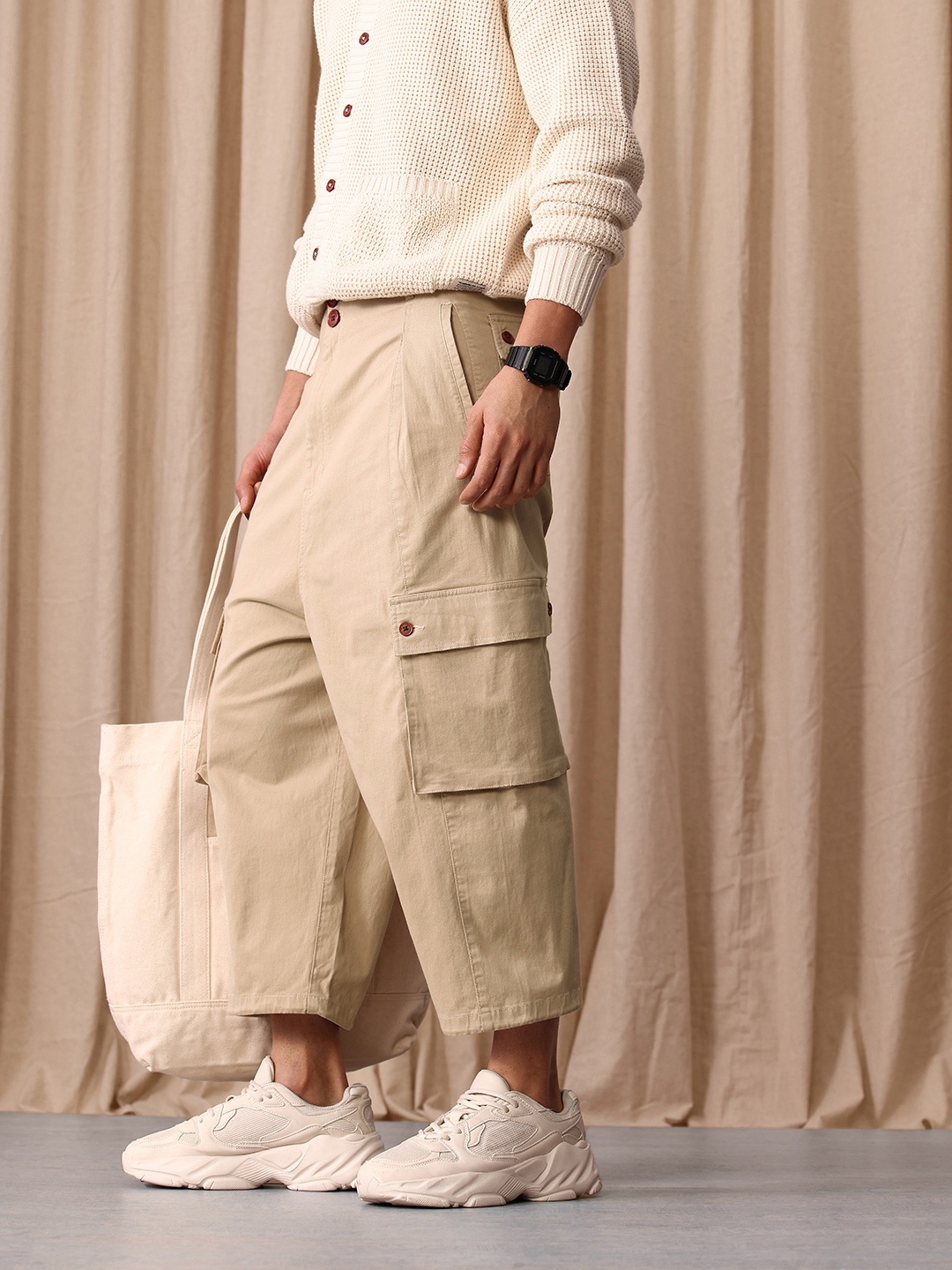 

Mr Bowerbird Men Oversized Fit Pleated Trousers, Tan