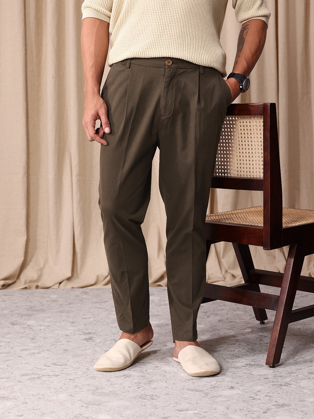 

Mr Bowerbird Men Liberal Fit Pleated Trousers, Brown