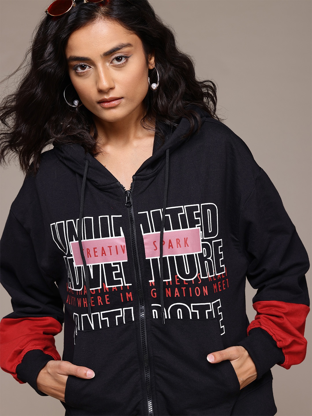 

Roadster The Lifestyle Co Women Printed Co-Ords, Black