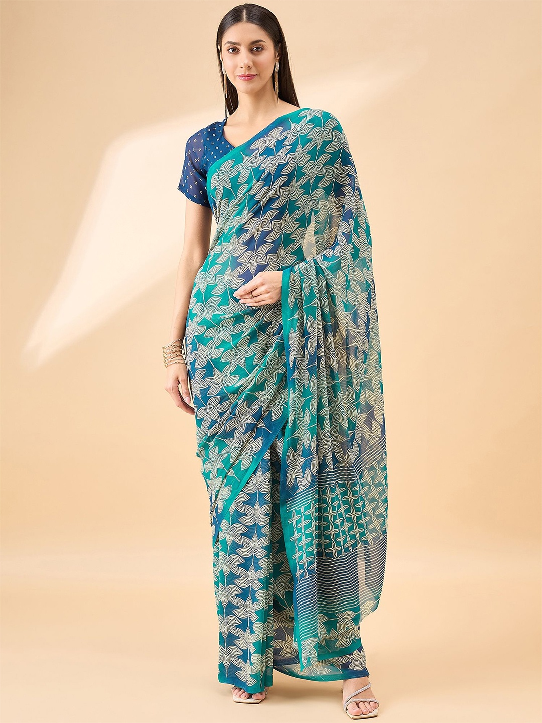 

all about you Floral Pure Georgette Saree, Blue