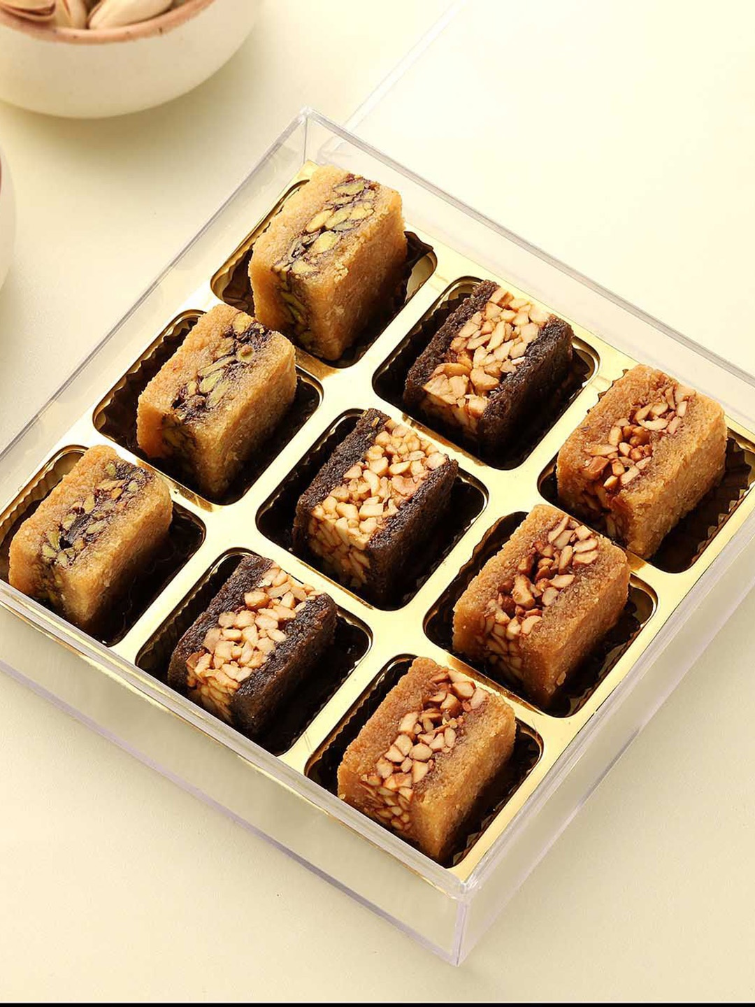 

IGP Unisex Kunafa Sweets Box, Brown