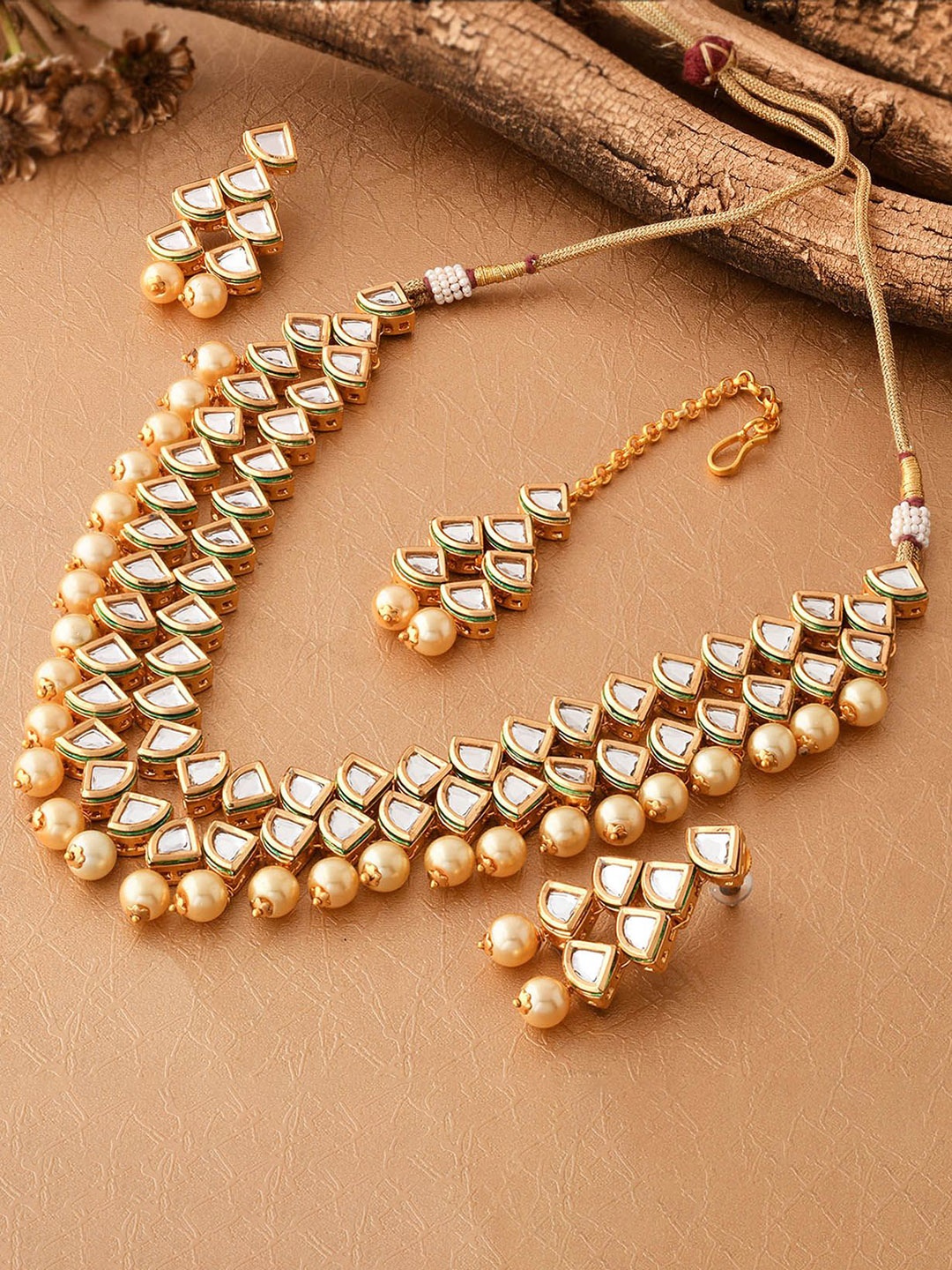 

IGP Women Gold-Plated Kundan-Studded Jewellery Set