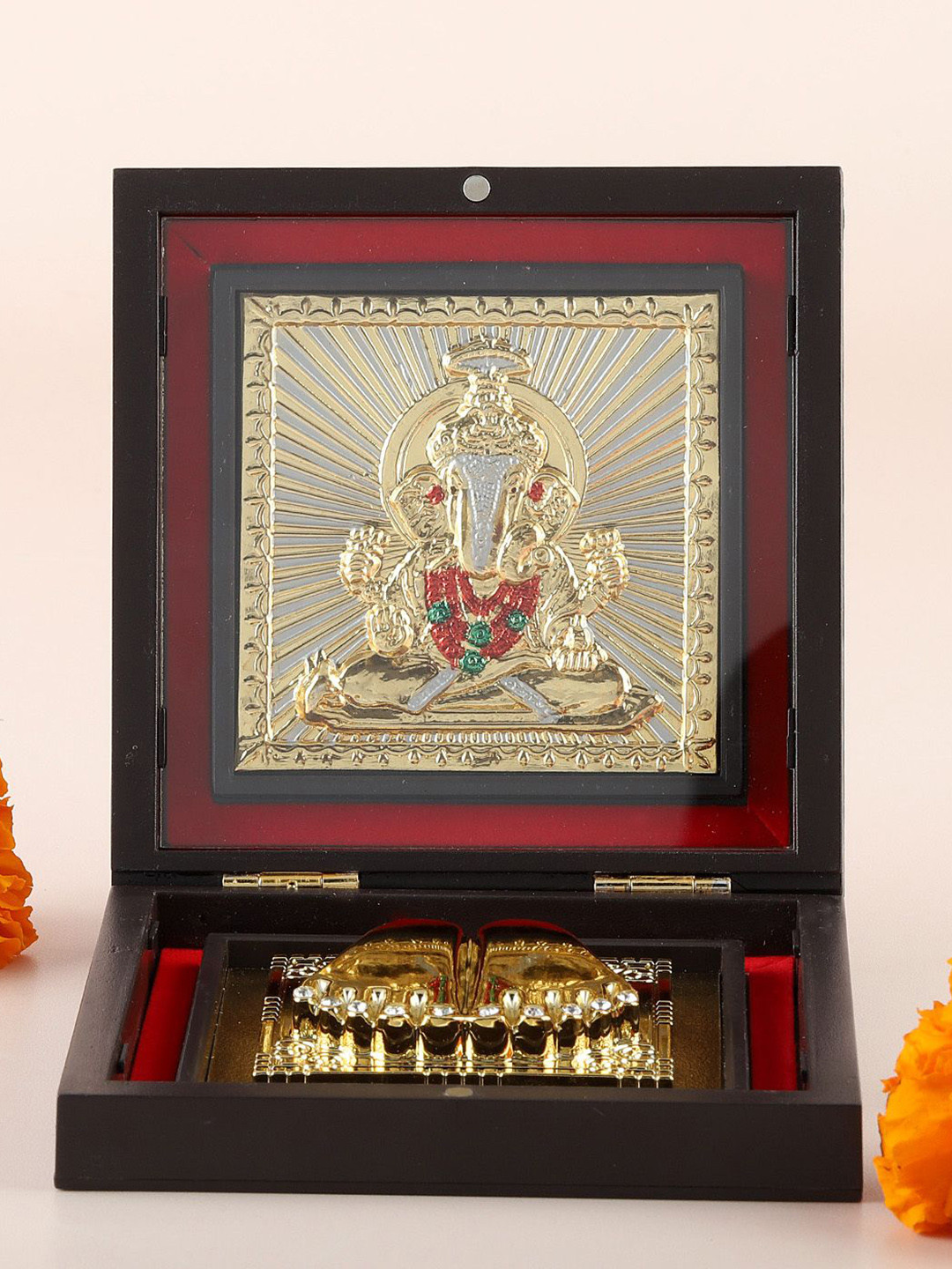

IGP Ganesh Charan Paduka Gift Box, Multi