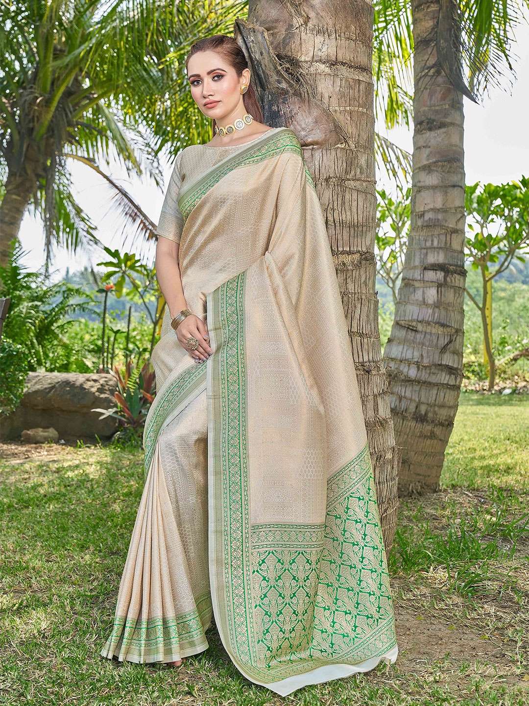 

DIVASTRI Woven Designed Zari Mangalagiri Saree, Green