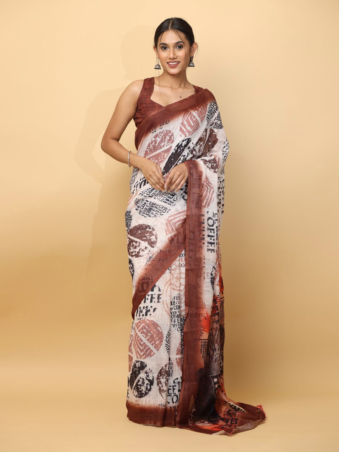 

VASTRANAND Abstract Printed Saree, Brown