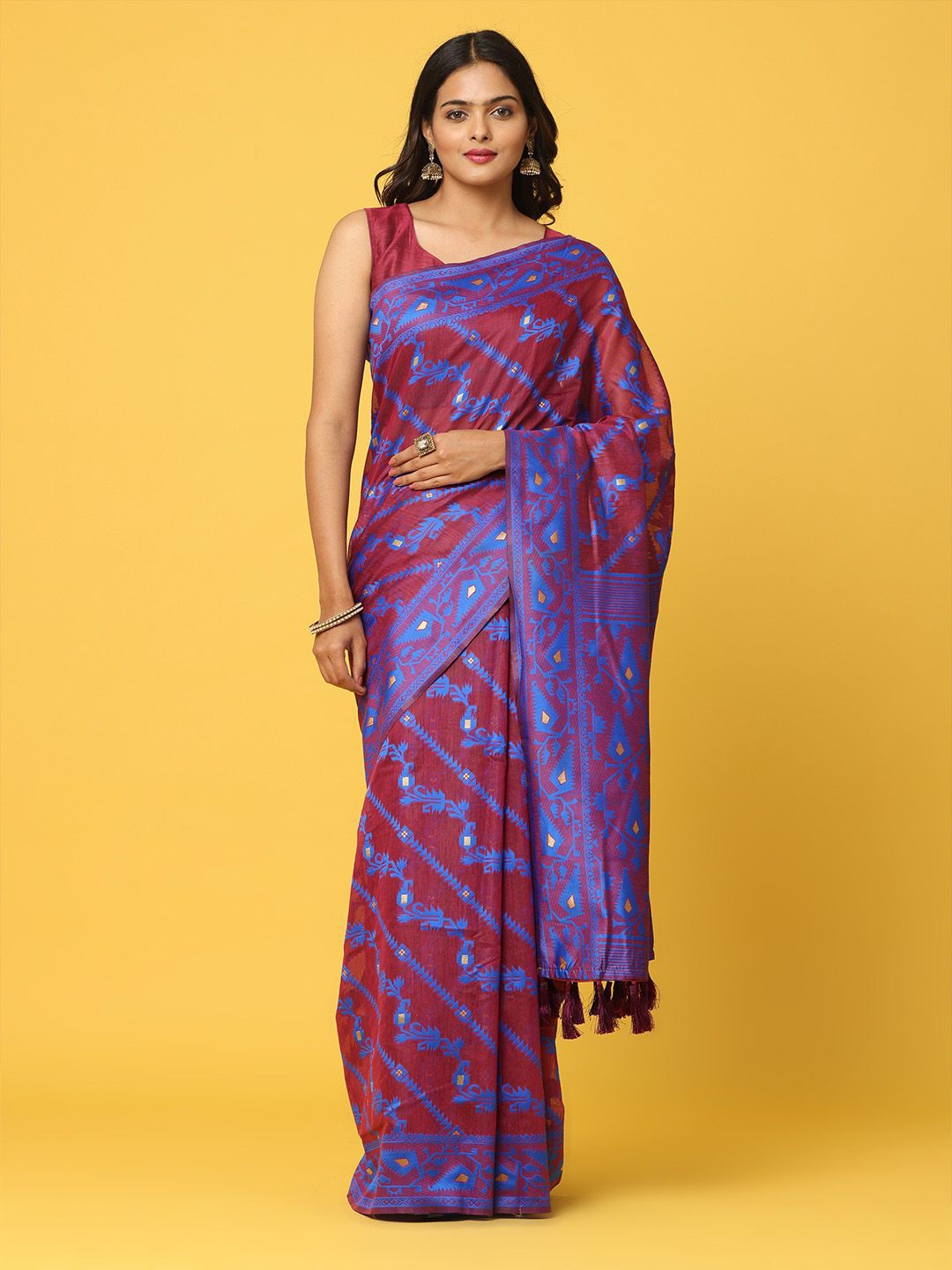 

VASTRANAND Ethnic Motifs Woven Design Zari Jamdani Saree, Maroon