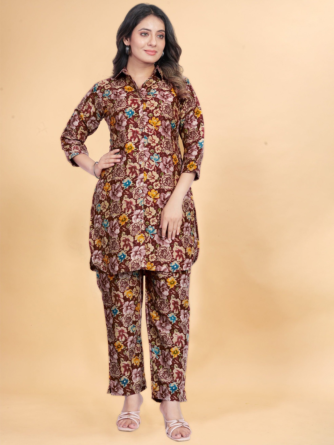 

Ekta Textiles Floral Printed Shirt Collar Tunic With Trousers, Maroon