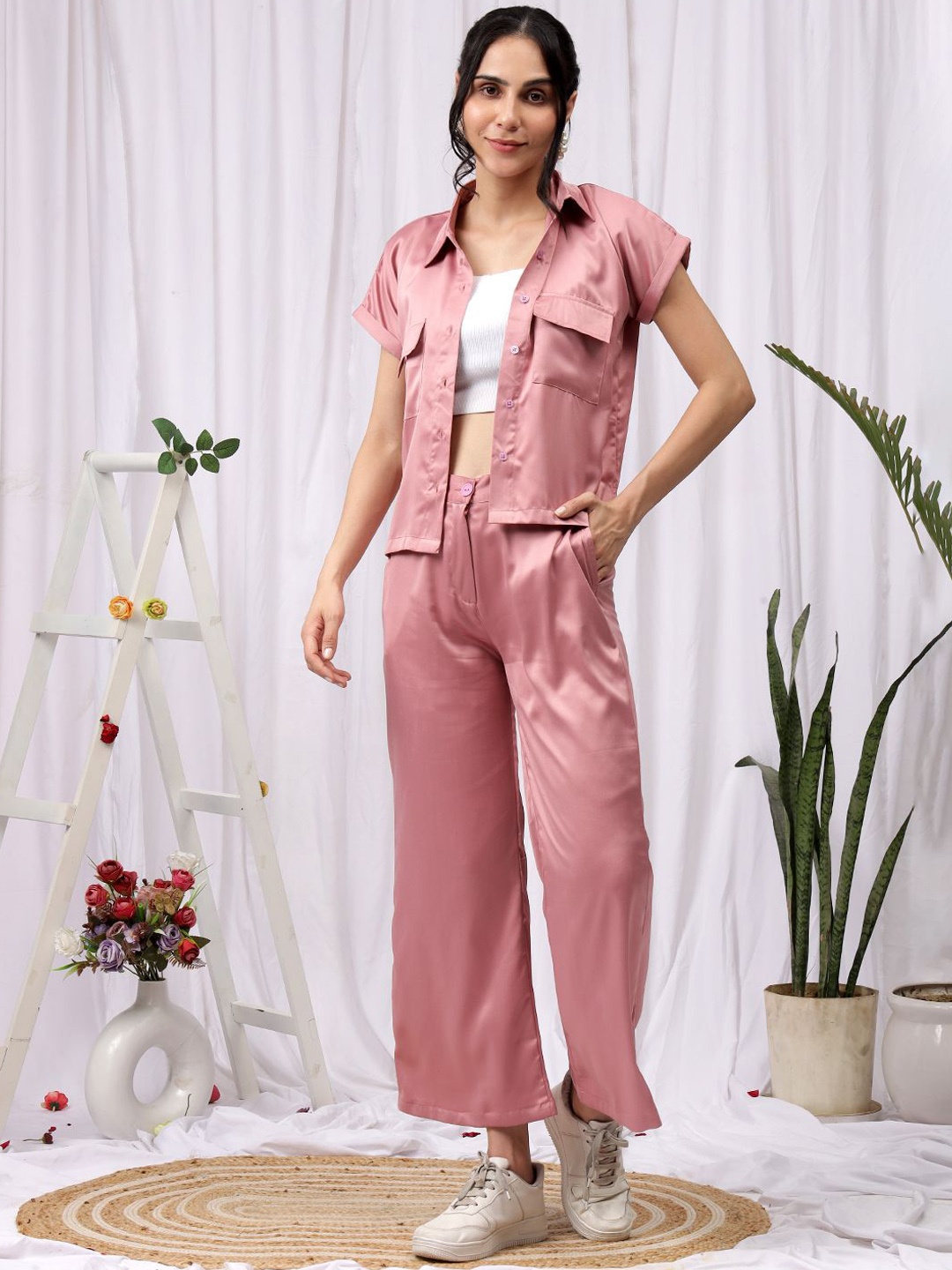 

NEUDIS Shorts Sleeves Satin Shirt With Wide Leg Trouser, Pink