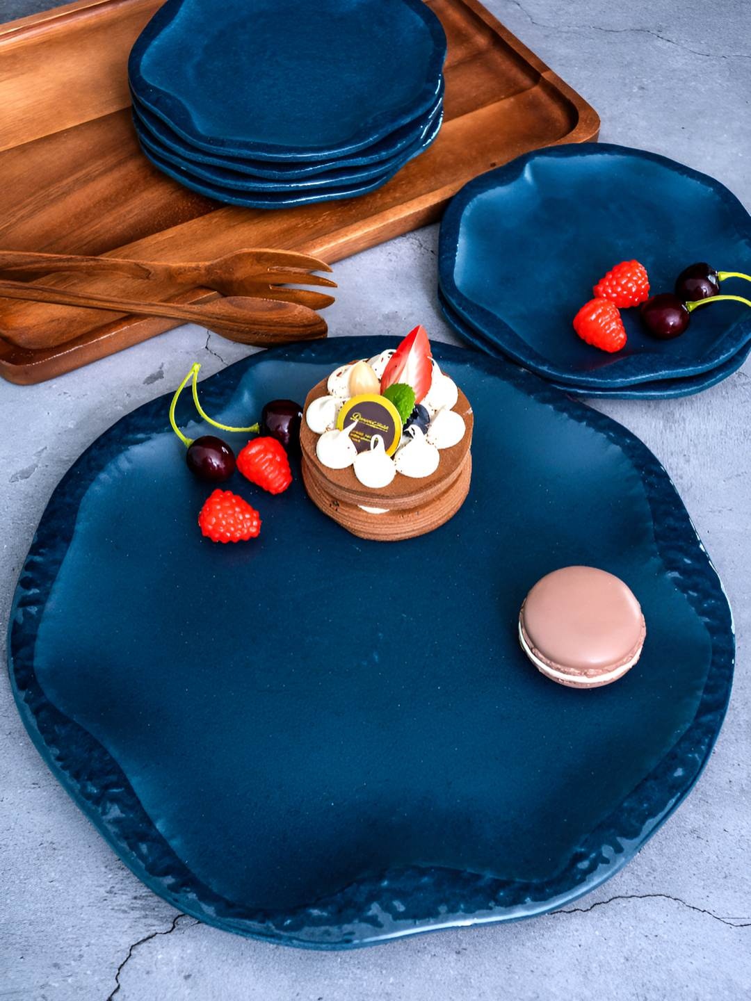 

Stehlen Blue 7 Pieces Melamine Dinner Plates