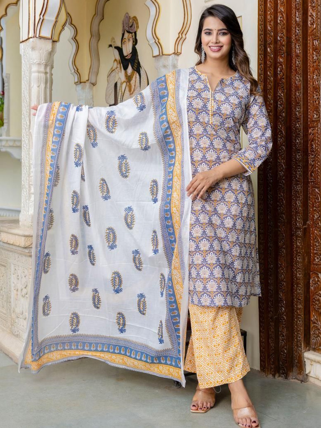 

Aaysa Kurti Ethnic Motifs Printed Straight Pure Cotton Kurta with Palazzos & Dupatta, Grey