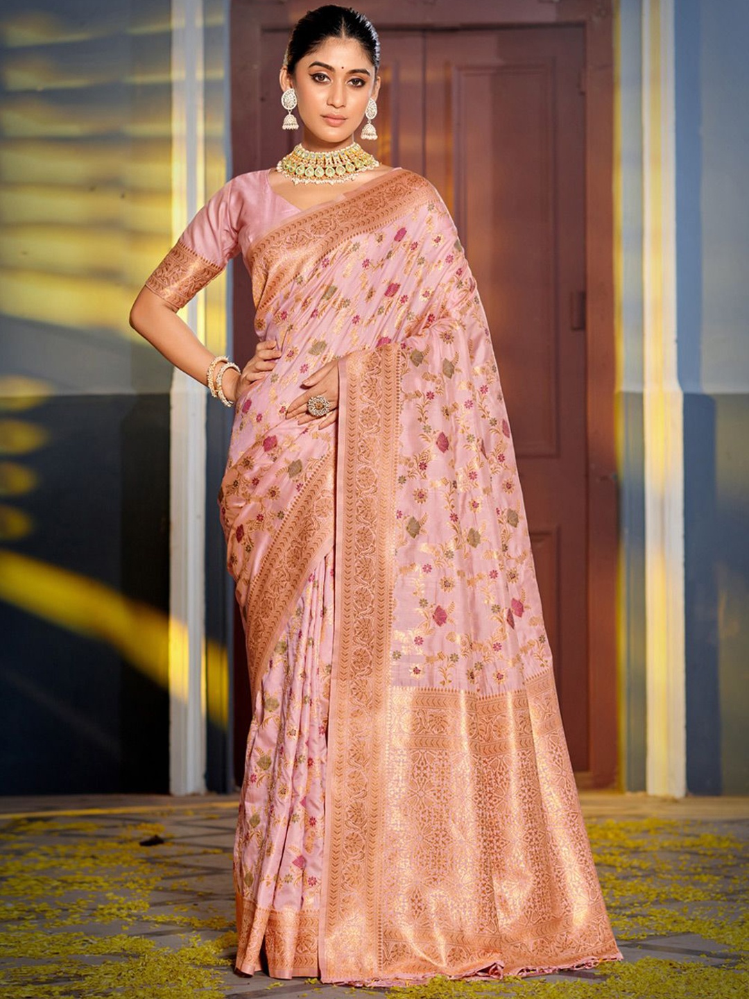 

Exclusiva Banarasi Woven Design Zari Saree, Pink
