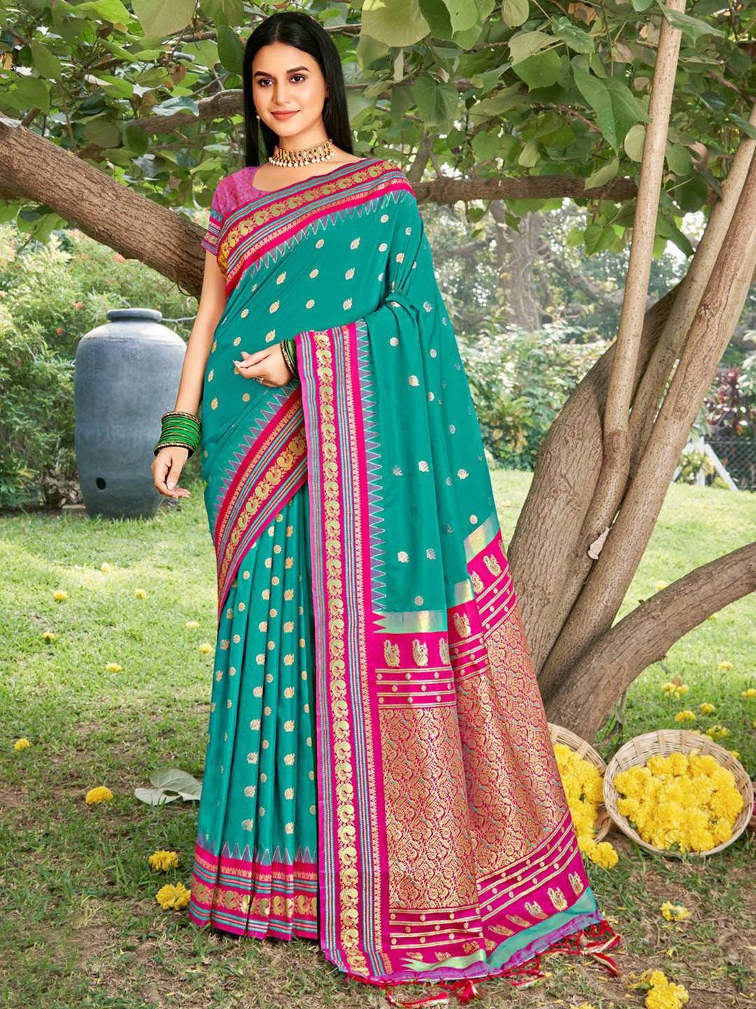 

Exclusiva Ethnic Motif Zari Woven Paithani Saree, Sea green