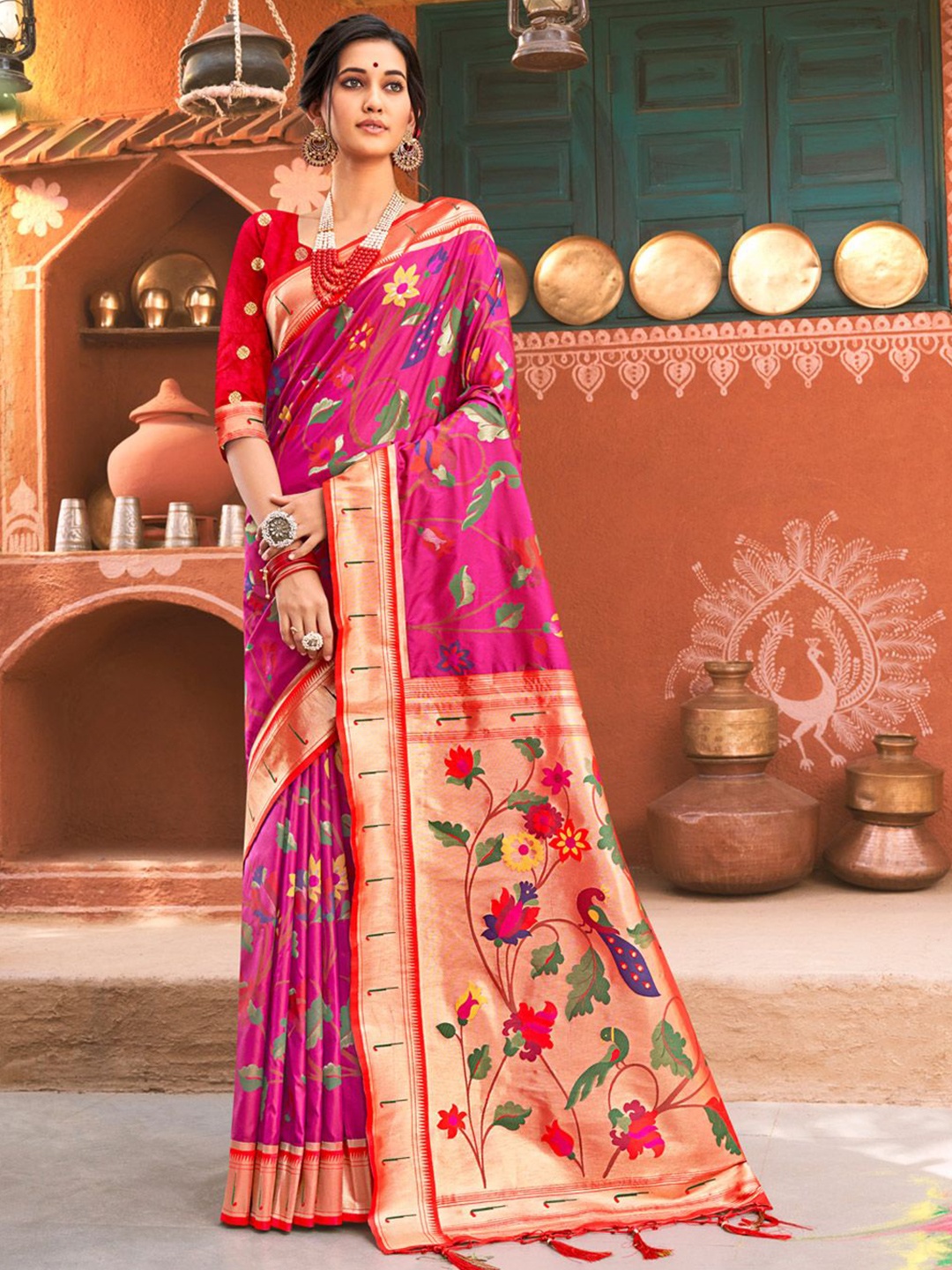 

Exclusiva Ethnic Motif Zari Woven Paithani Saree, Pink