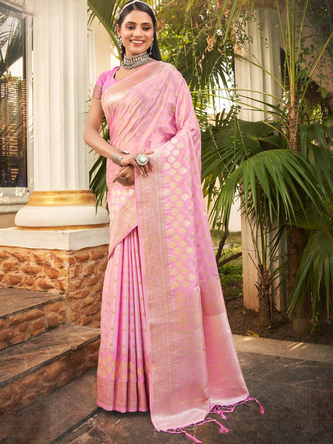 

Exclusiva Ethnic Motif Zari Woven Tassel Saree, Pink