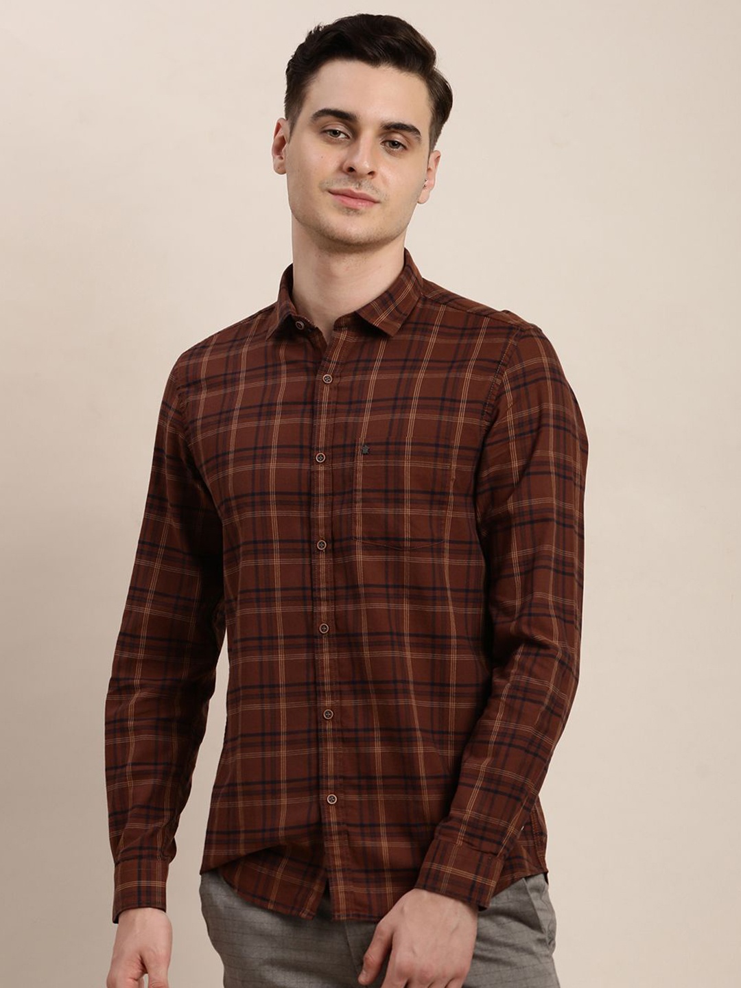 

Turtle Men Relaxed Slim Fit Tartan Checks Opaque Checked Casual Shirt, Brown