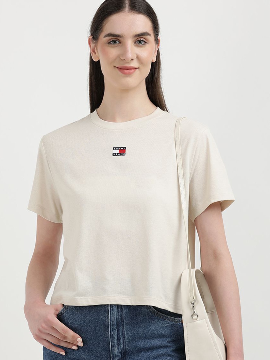 

Tommy Hilfiger Women Round Neck Regular Fit Tshirts, Beige