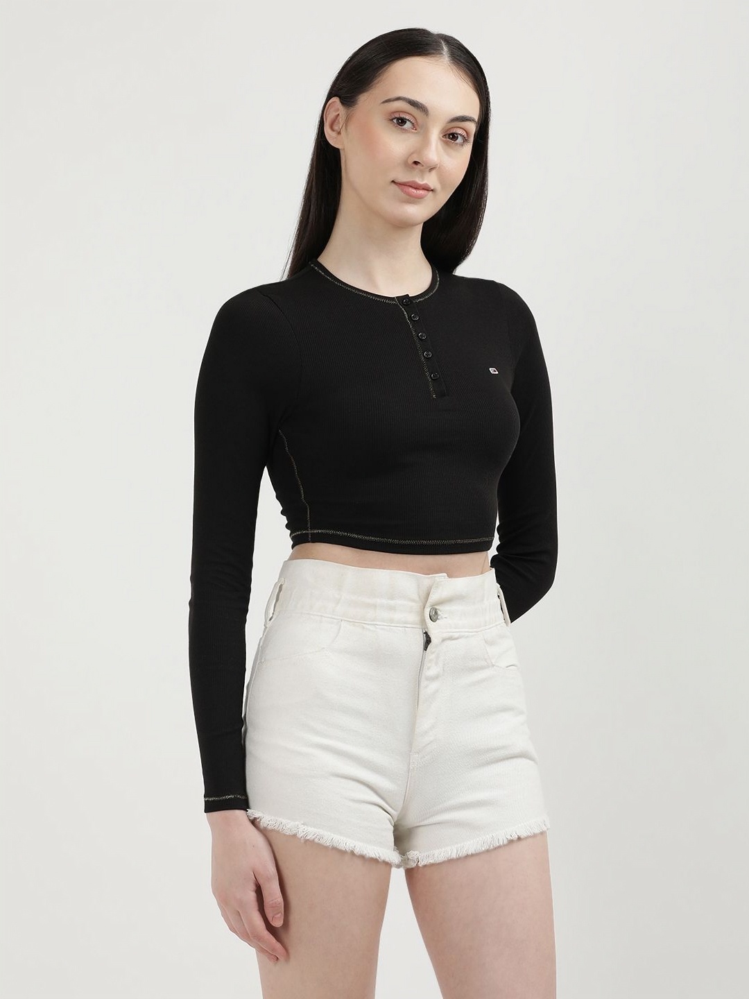 

Tommy Hilfiger Round Neck Crop Slim Fit T-shirt, Black