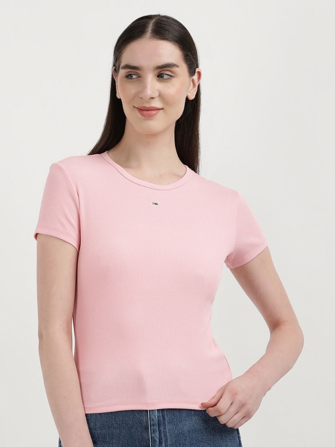 

Tommy Hilfiger Women Solid Slim Fit T-shirt, Pink