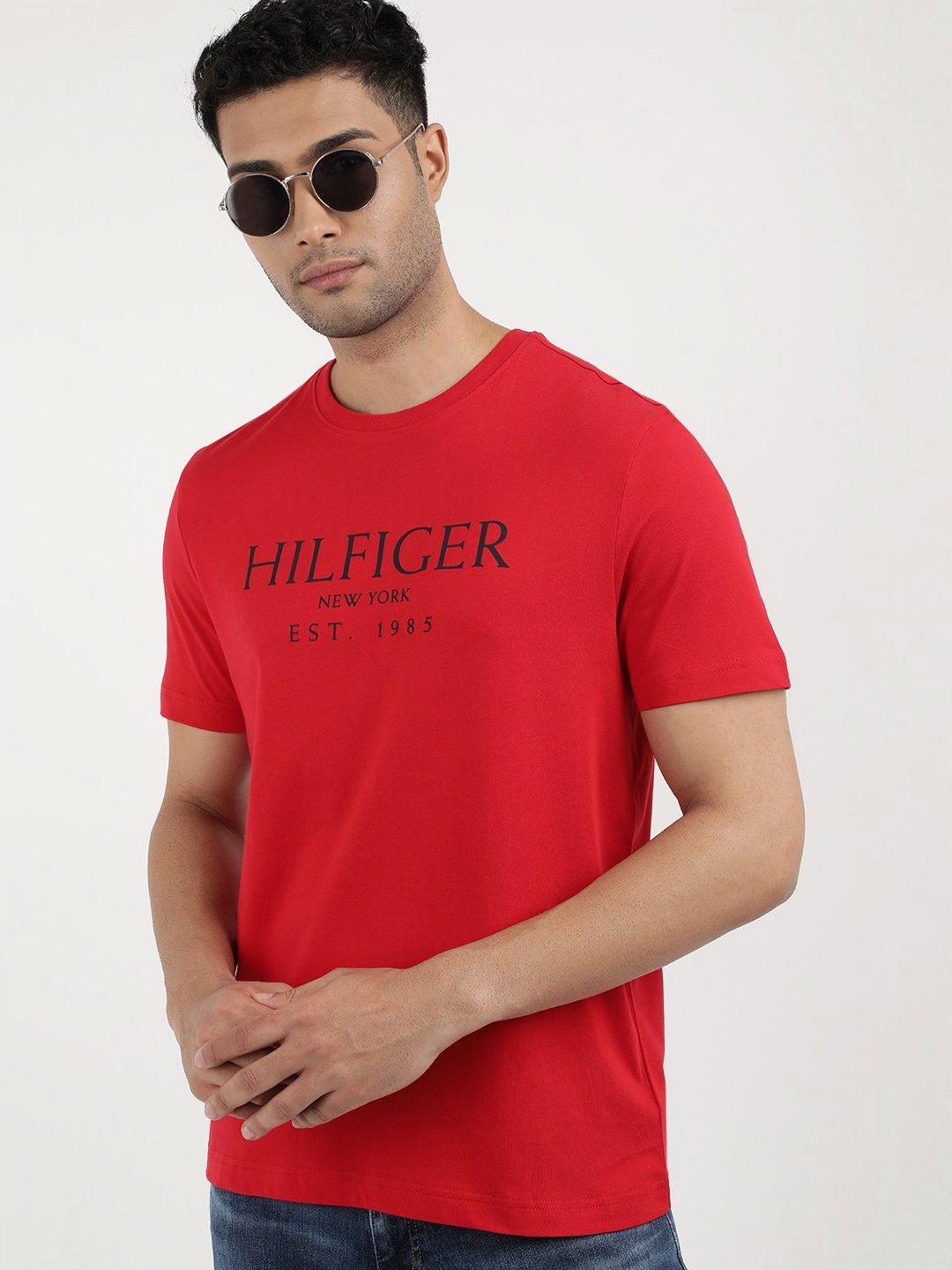 

Tommy Hilfiger Men Typography Printed Regular Fit T-shirt, Red