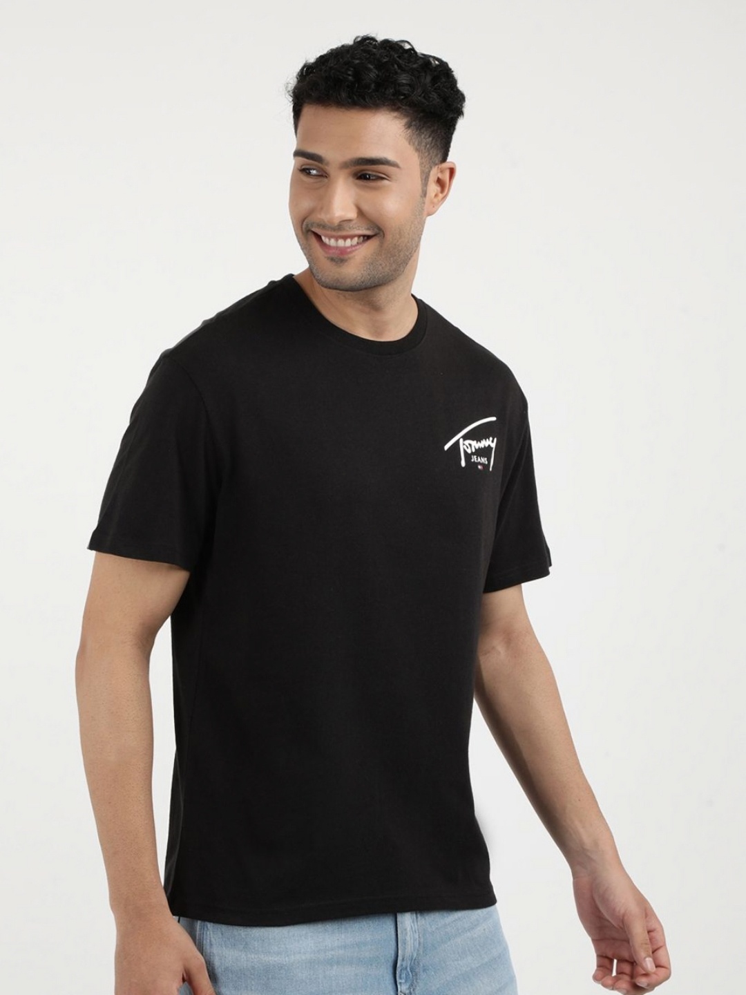 

Tommy Hilfiger Round Neck Short Sleeves Casual T-shirt, Black