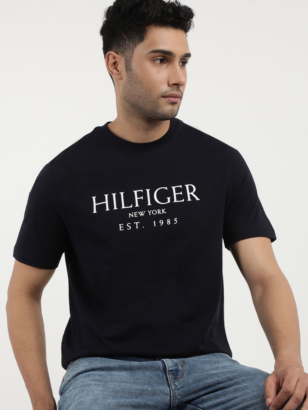 

Tommy Hilfiger Men Typography T-shirt, Blue