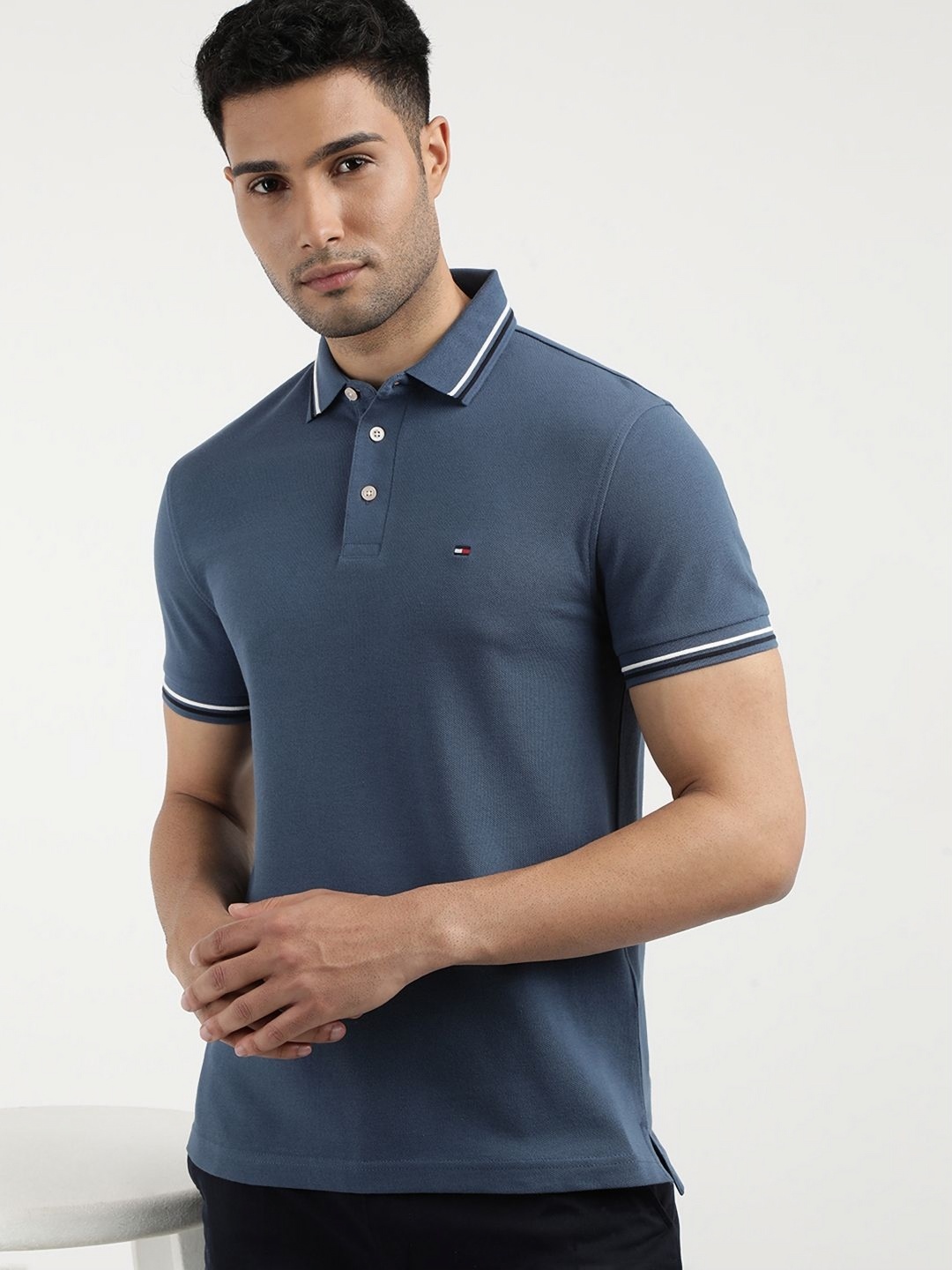

Tommy Hilfiger Men Solid Polo Collar Regular Fit T-shirt, Blue