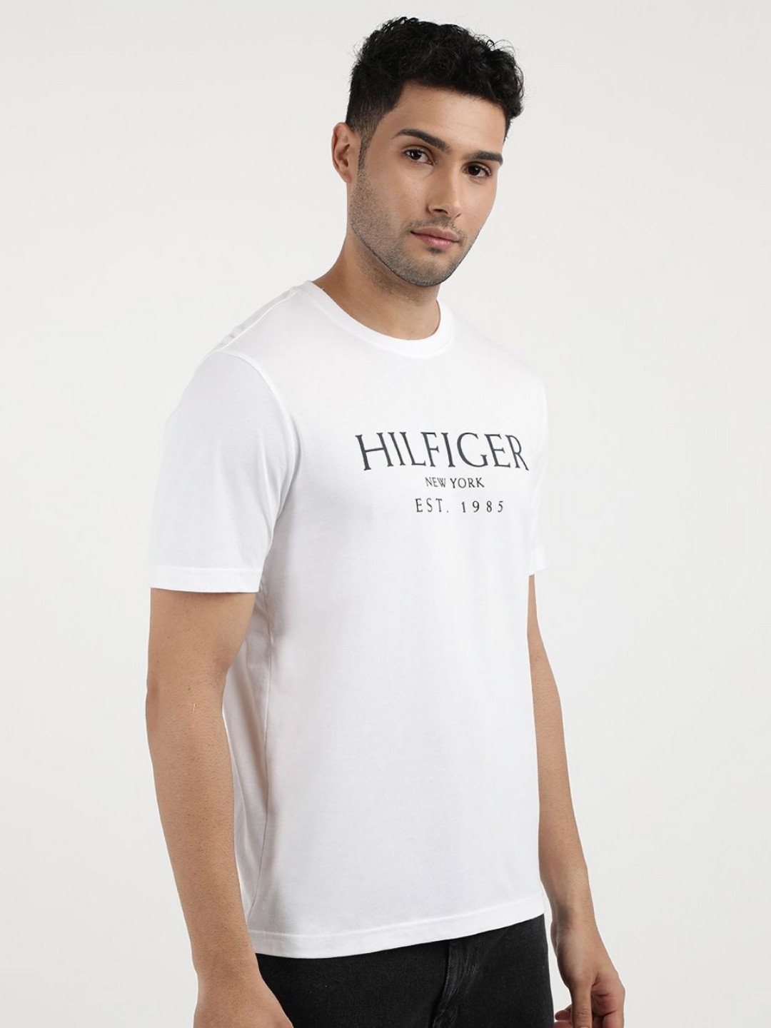 Tommy Hilfiger Men Typography Regular Fit Casual T-shirt, White