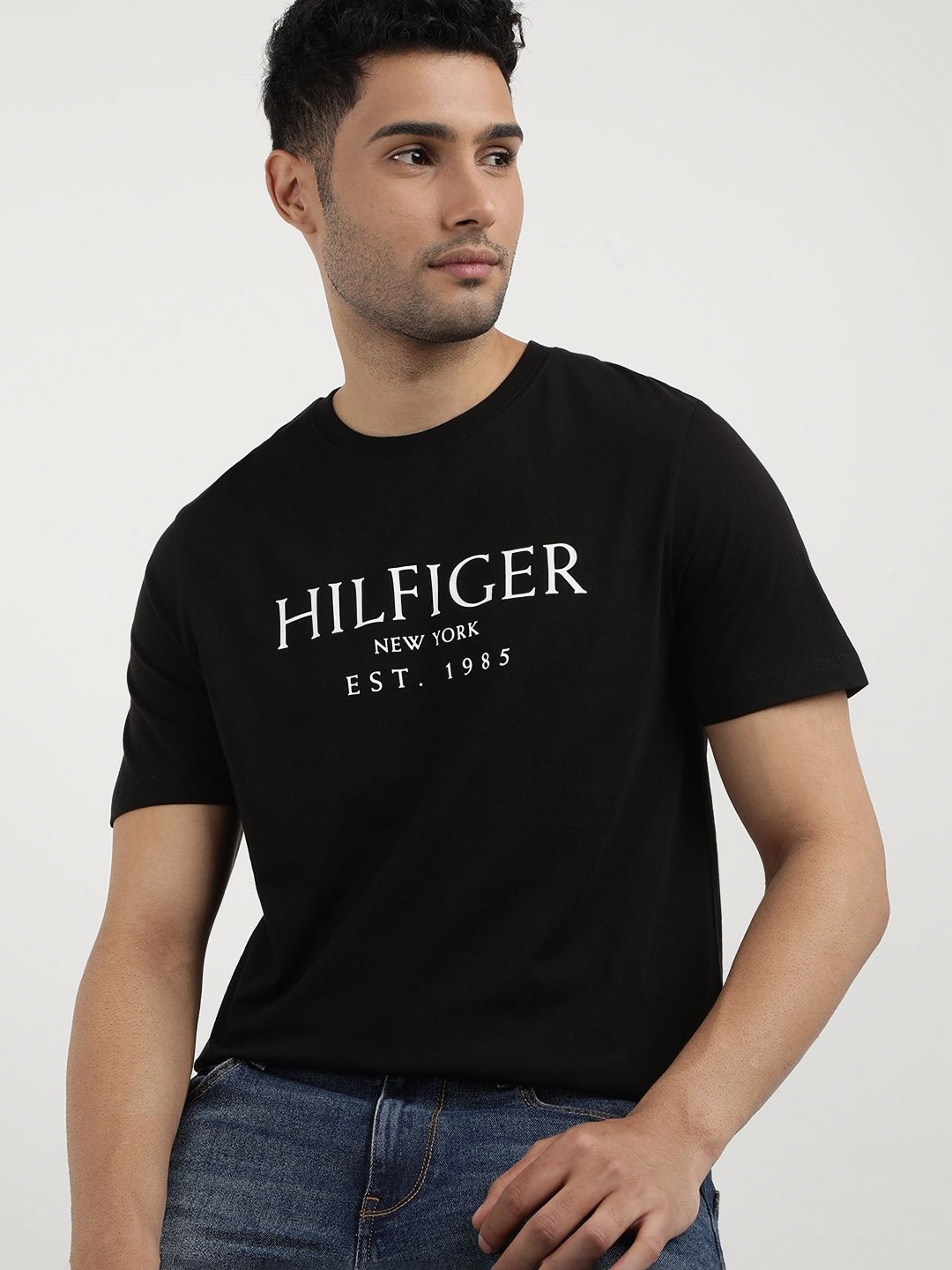 

Tommy Hilfiger Men Typography T-shirt, Black