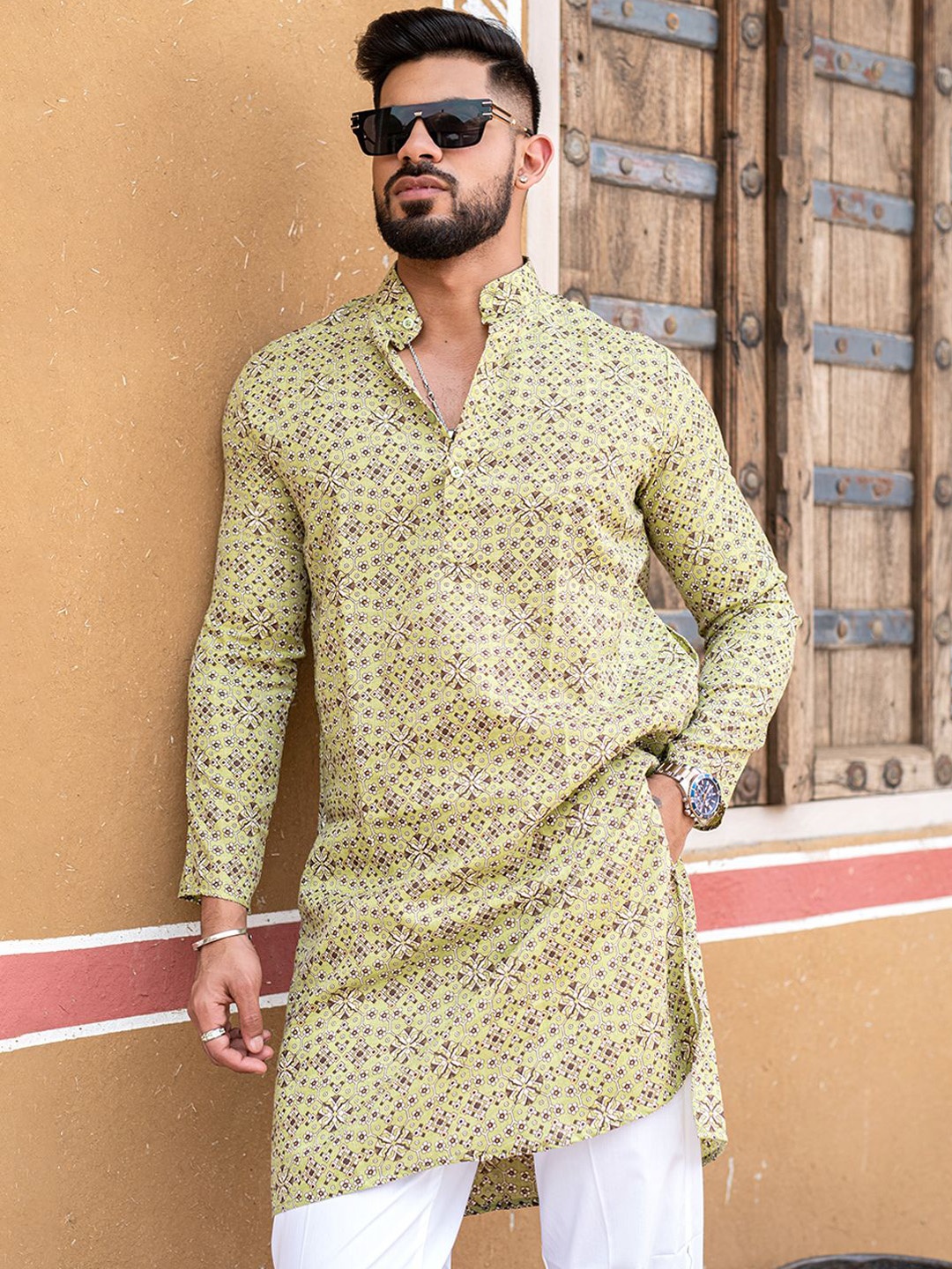 

Tistabene Geometric Printed Mandarin Collar Straight Kurta, Green
