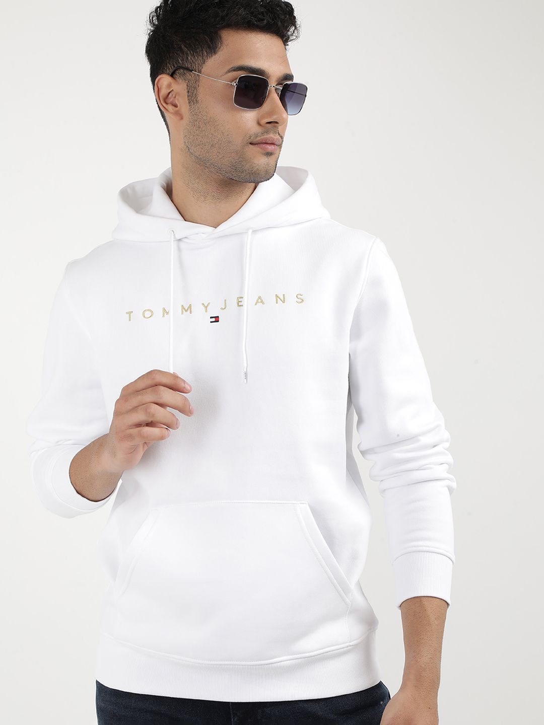 

Tommy Hilfiger Men Printed Sweatshirt, White