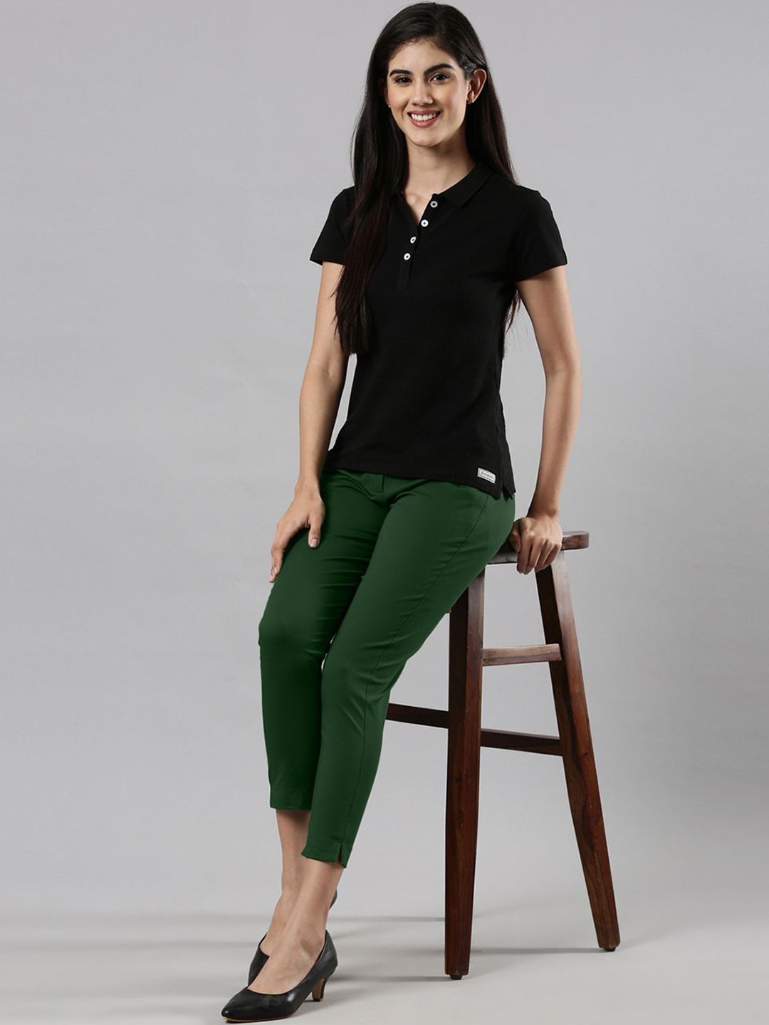 

Femmora Women Solid Regular Fit Comfort Mid-Rise Regular Trousers, Green