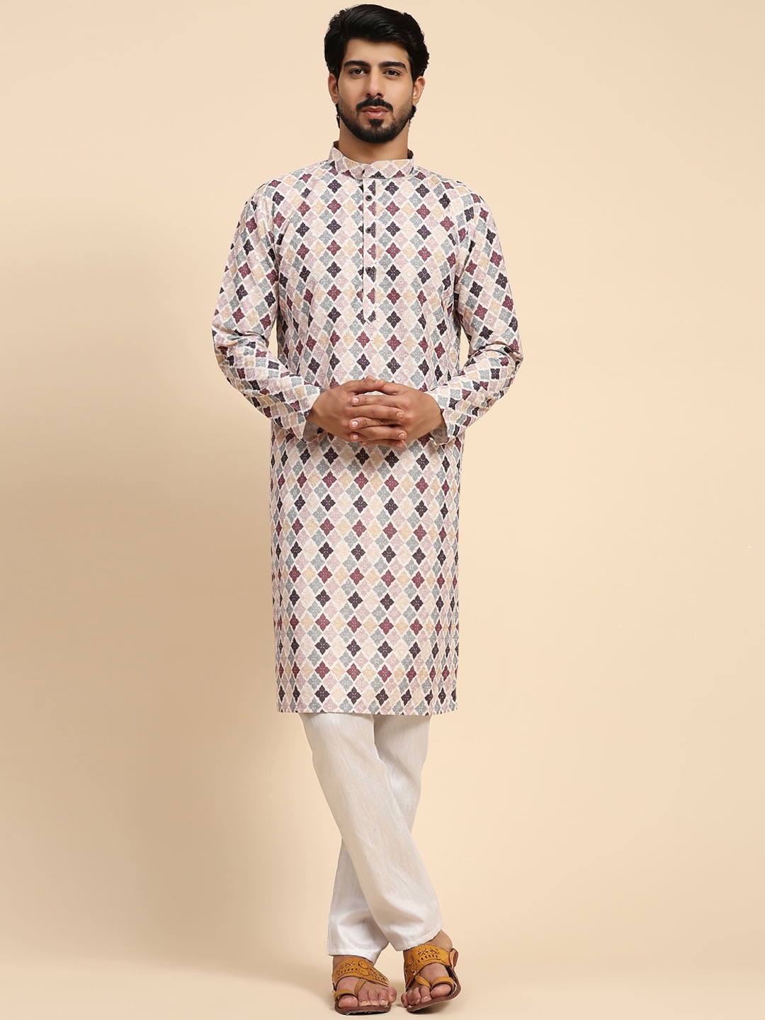 

Rawayi Ethnic Motifs Printed Mandarin Collar Thread Work Straight Kurta, Pink