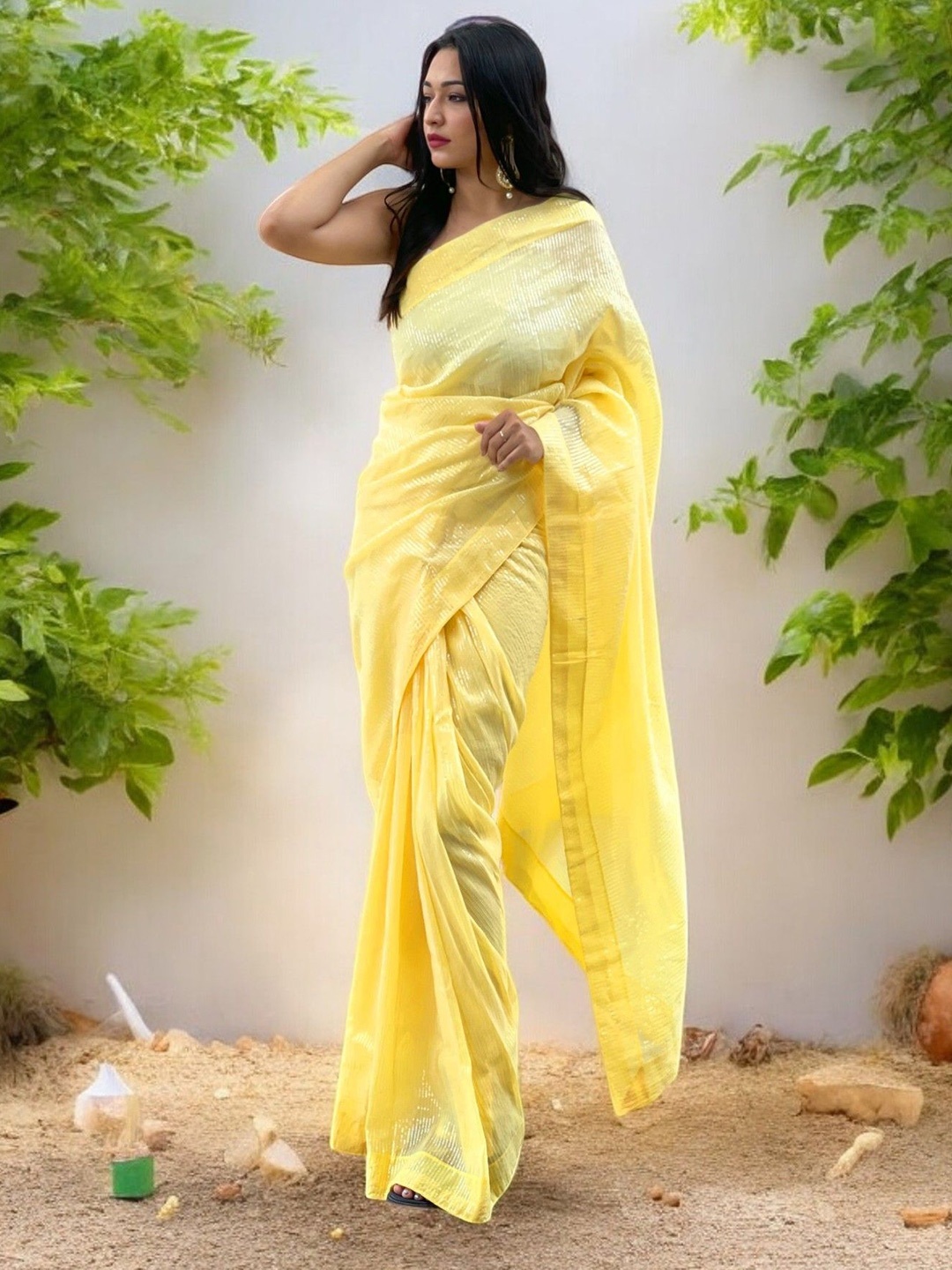 

VAMSEE Embellished Sequinned Organza Saree, Yellow