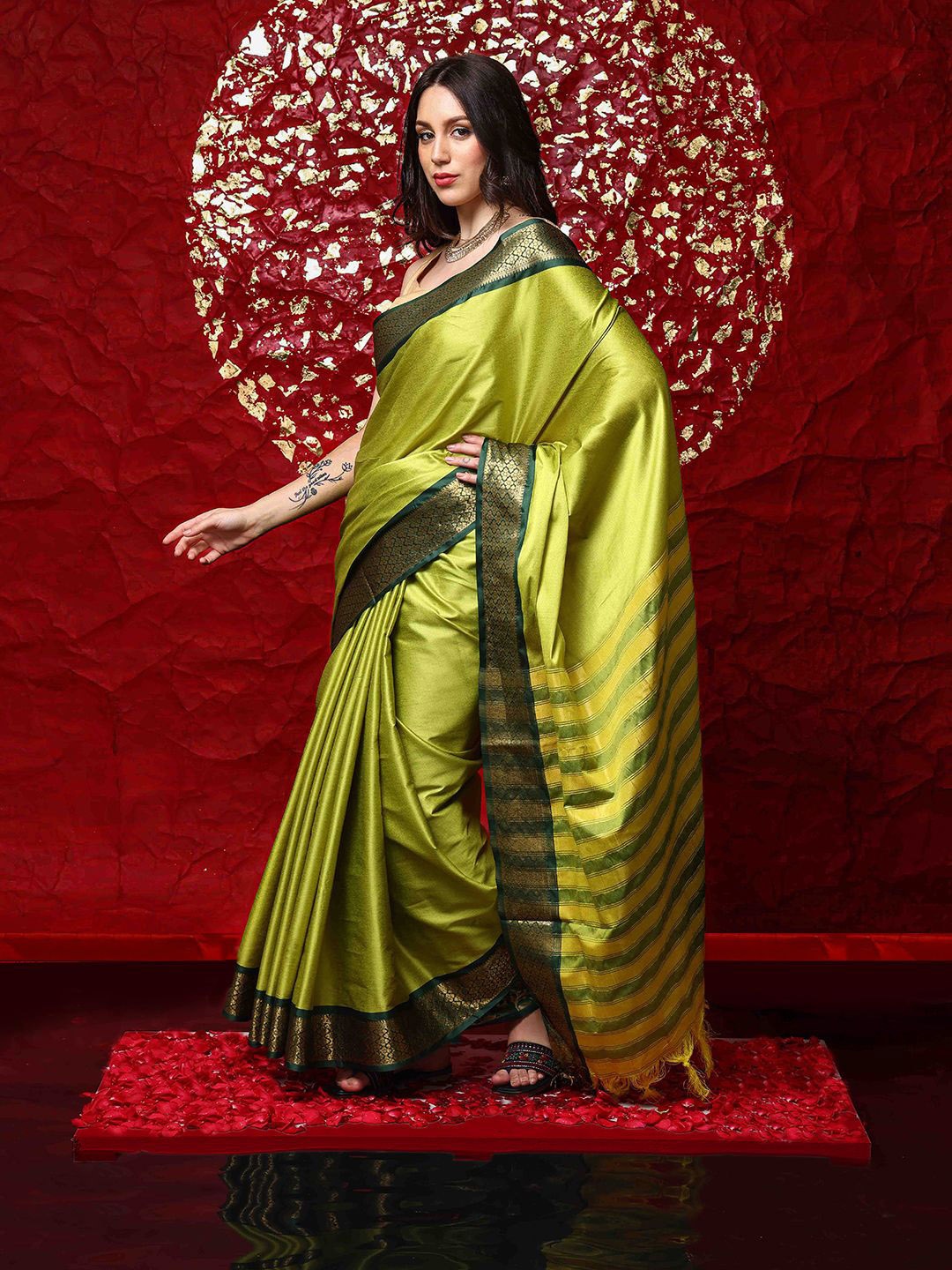 

Ishin Zari Kanjeevaram Saree, Green