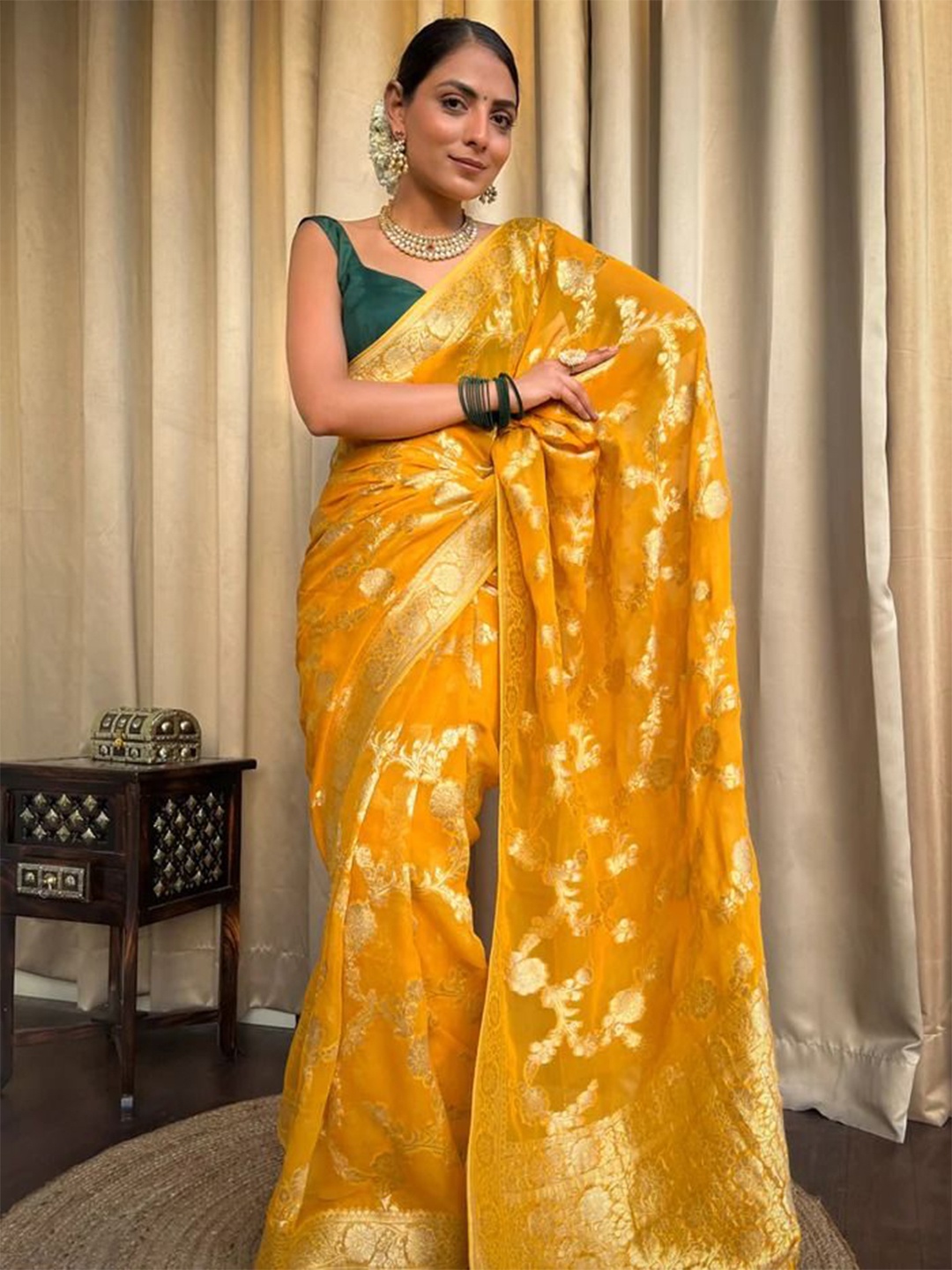 

revika Woven Designed Zari Pure Silk Kanjeevaram Saree, Yellow